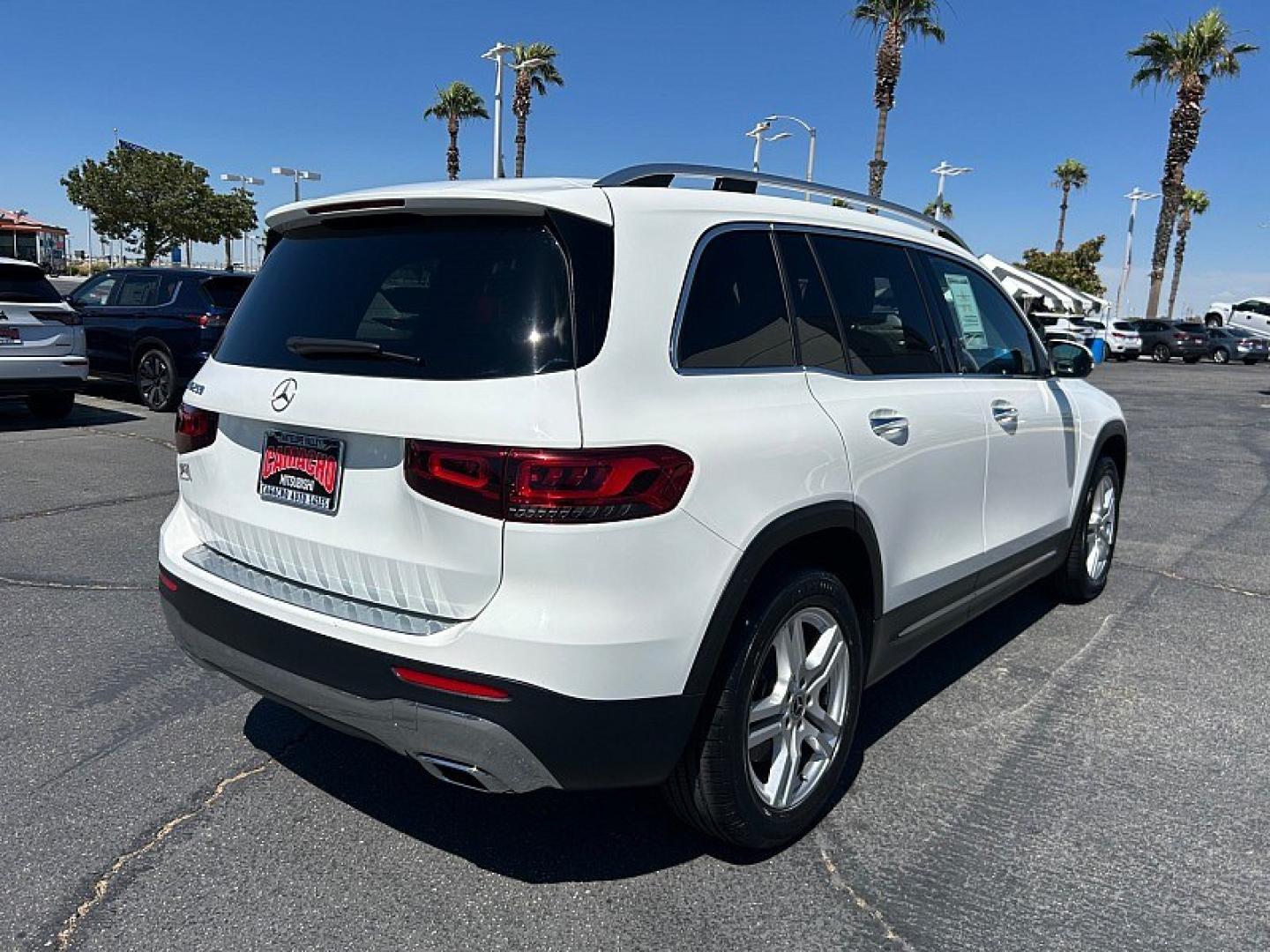 2023 White Mercedes-Benz GLB (W1N4M4GBXPW) with an 4-Cyl Turbo 2.0 Liter engine, Automatic transmission, located at 412 Auto Vista Drive, Palmdale, 93551, (661) 945-0620, 34.592636, -118.136681- Photo#2