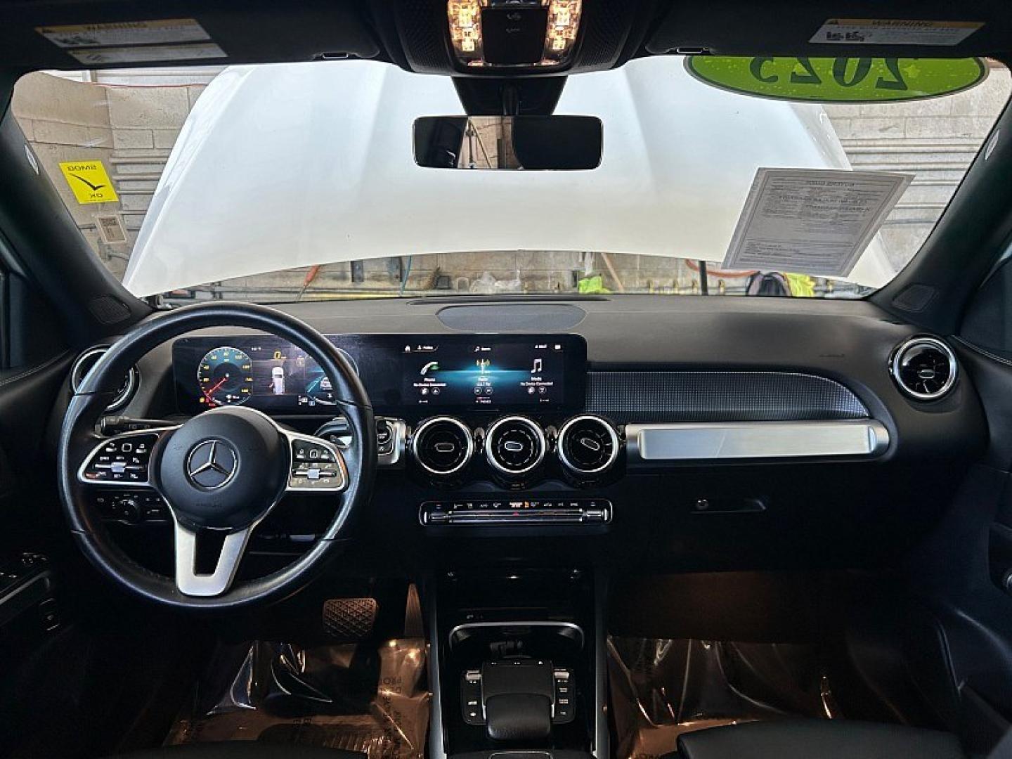 2023 White Mercedes-Benz GLB (W1N4M4GBXPW) with an 4-Cyl Turbo 2.0 Liter engine, Automatic transmission, located at 412 Auto Vista Drive, Palmdale, 93551, (661) 945-0620, 34.592636, -118.136681- Photo#19