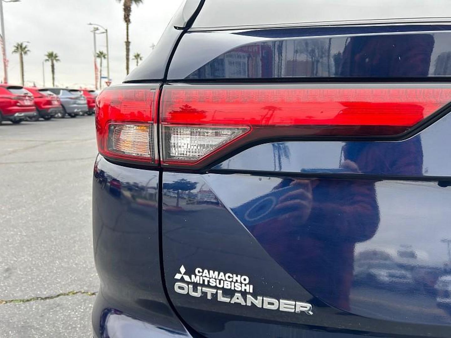 2023 BLUE Mitsubishi Outlander (JA4J4UA83PZ) with an 4-Cyl 2.5 Liter engine, Automatic CVT transmission, located at 412 Auto Vista Drive, Palmdale, 93551, (661) 945-0620, 34.592636, -118.136681 - Photo#16