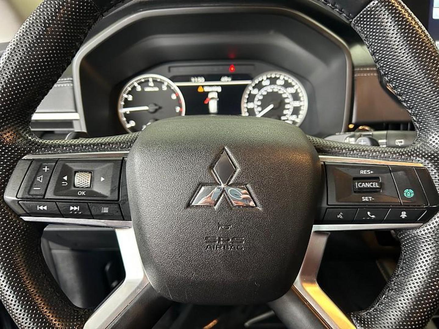 2023 BLUE Mitsubishi Outlander (JA4J4UA83PZ) with an 4-Cyl 2.5 Liter engine, Automatic CVT transmission, located at 412 Auto Vista Drive, Palmdale, 93551, (661) 945-0620, 34.592636, -118.136681 - Photo#27