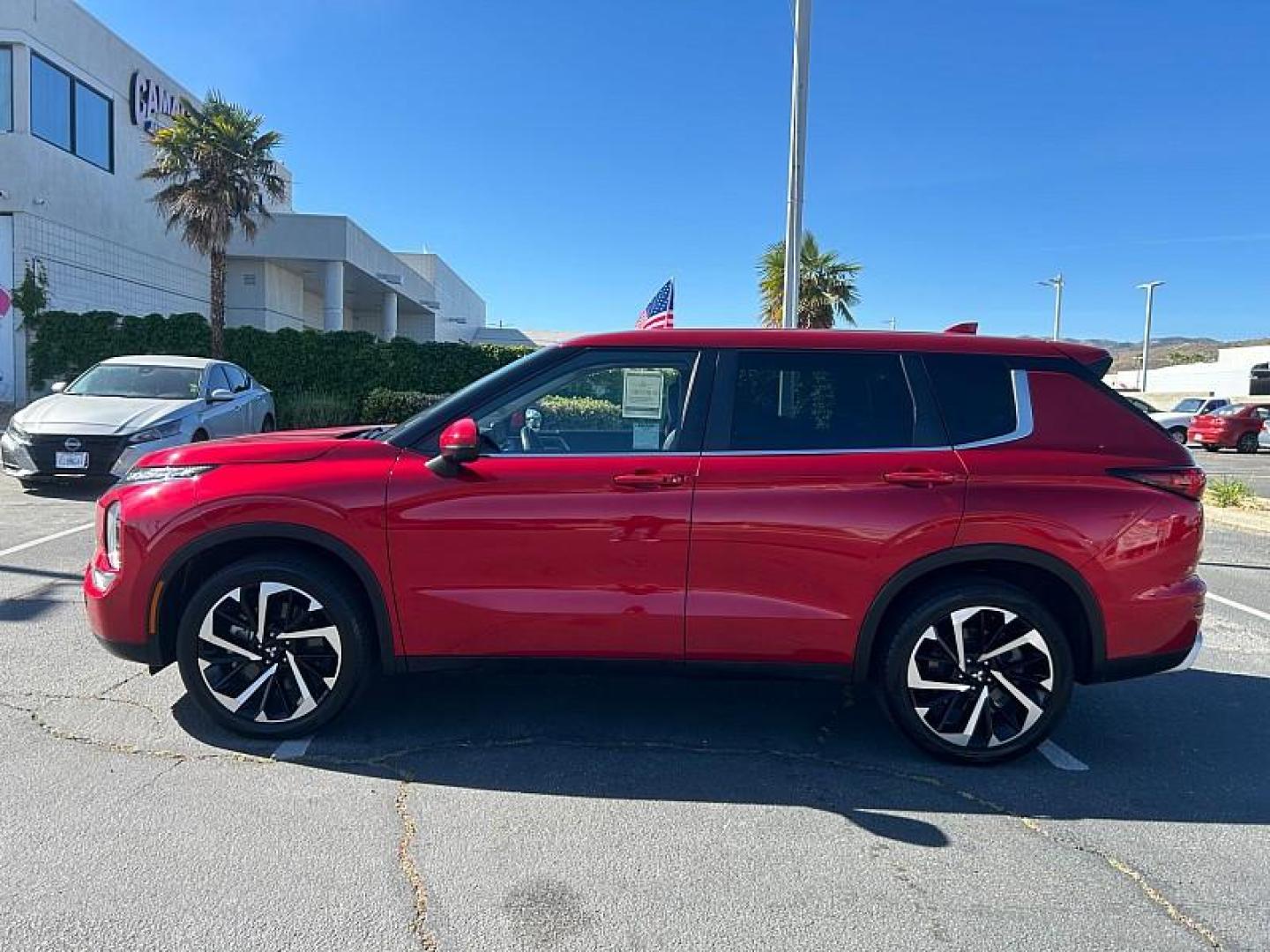 2023 RED Mitsubishi Outlander (JA4J3UA82PZ) with an 4-Cyl 2.5 Liter engine, Automatic CVT transmission, located at 412 Auto Vista Drive, Palmdale, 93551, (661) 945-0620, 34.592636, -118.136681- Photo#3