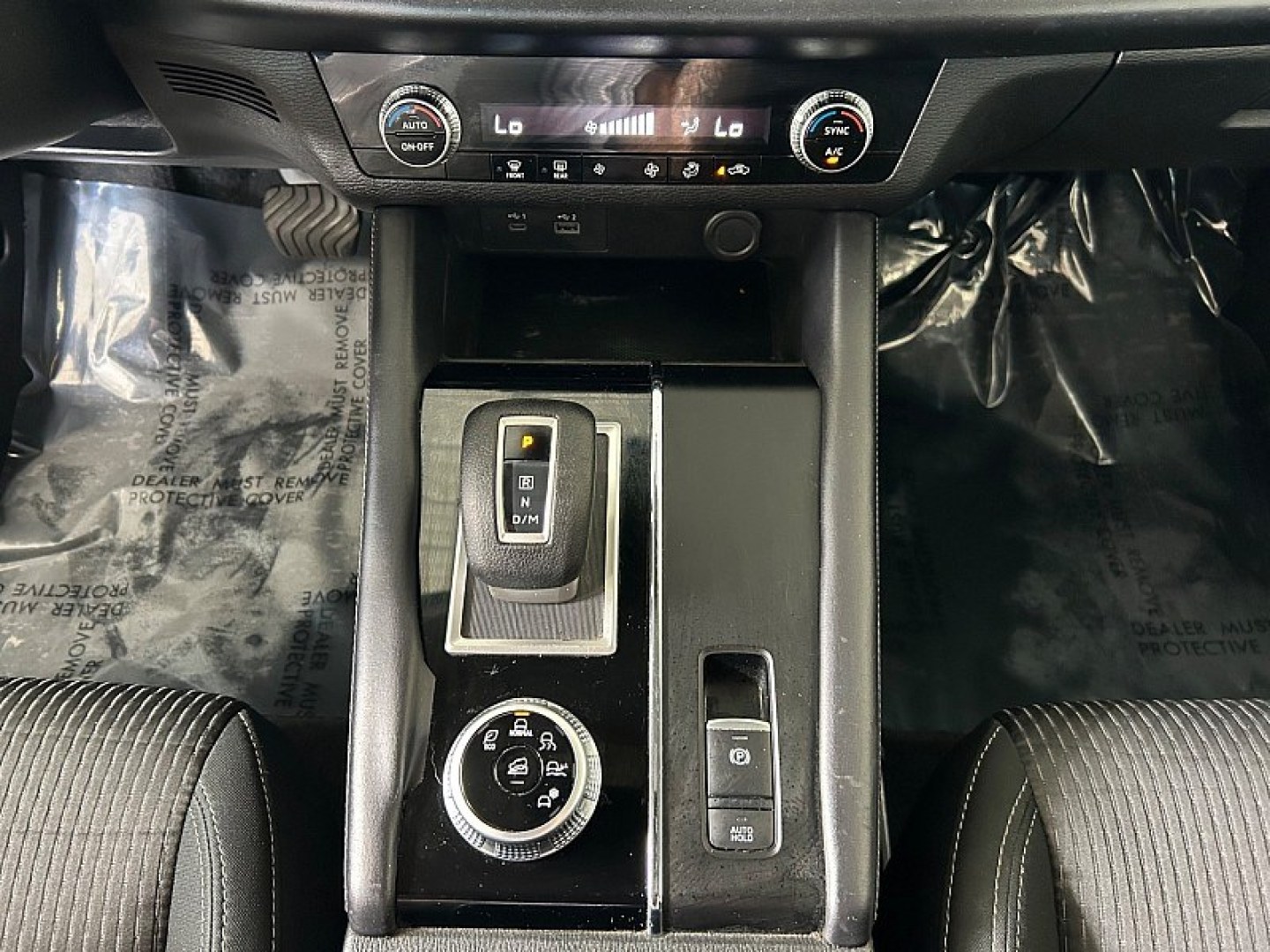 2023 Black Mitsubishi Outlander (JA4J3TA84PZ) with an 4-Cyl 2.5 Liter engine, Automatic CVT transmission, located at 412 Auto Vista Drive, Palmdale, 93551, (661) 945-0620, 34.592636, -118.136681- Photo#18