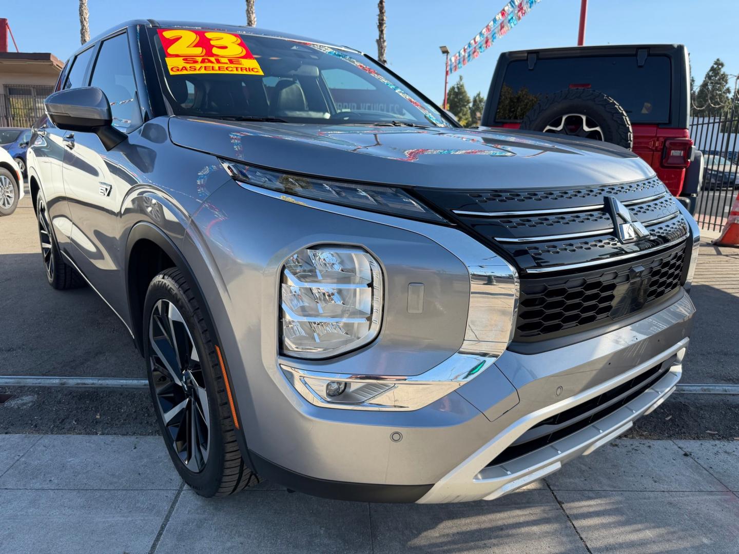 2023 Mitsubishi Outlander PHEV SE (JA4T5UA92PZ) with an 2.0L L4 DOHC 16V HYBRID engine, 1A transmission, located at 744 E Miner Ave, Stockton, CA, 95202, (209) 944-5770, 37.956863, -121.282082- Photo#0