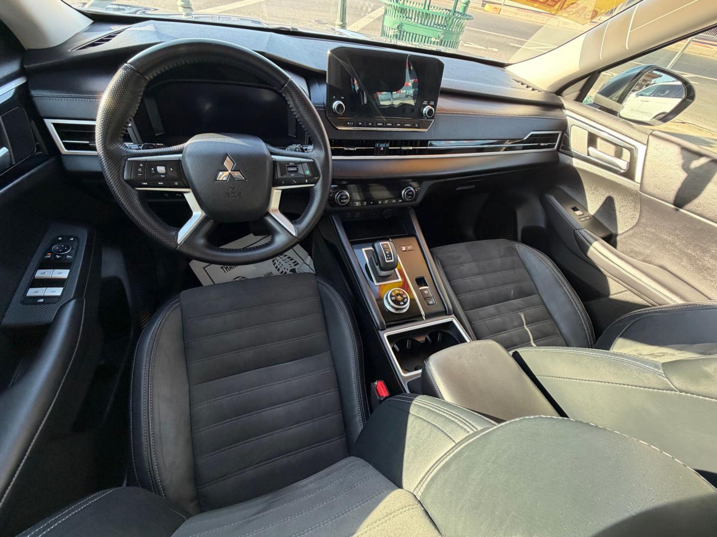 2023 Mitsubishi Outlander PHEV SE (JA4T5UA92PZ) with an 2.0L L4 DOHC 16V HYBRID engine, 1A transmission, located at 744 E Miner Ave, Stockton, CA, 95202, (209) 944-5770, 37.956863, -121.282082- Photo#8