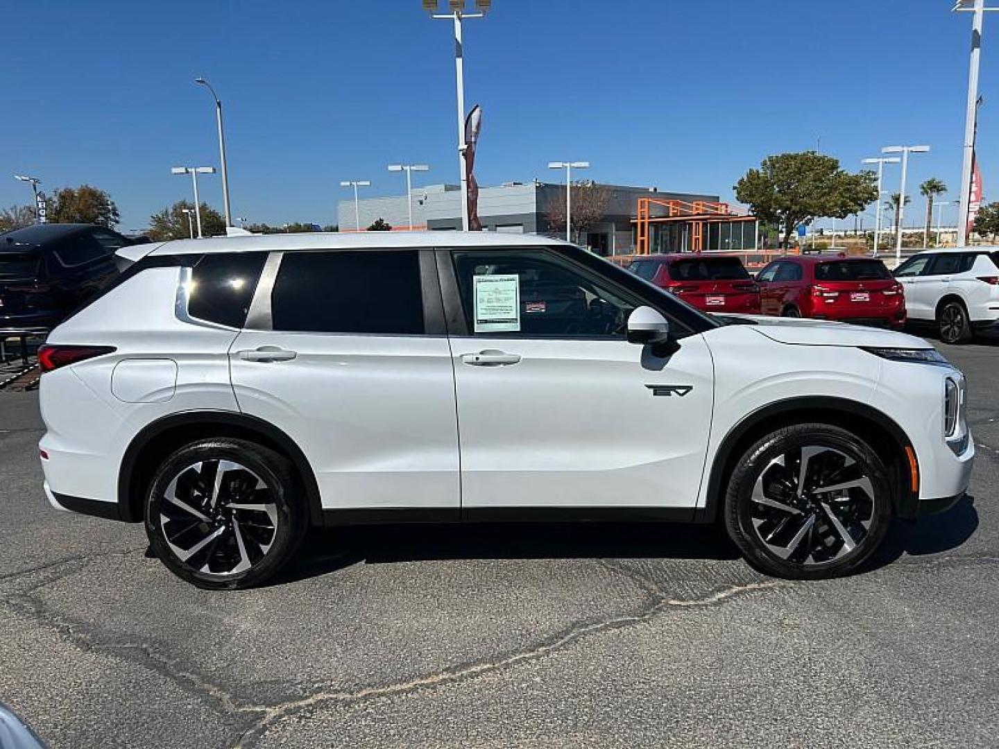 2023 WHITE Mitsubishi Outlander Plug-In Hybrid (JA4T5UA97PZ) with an 4-Cyl Hybrid 2.4 Liter engine, Automatic 1-Spd transmission, located at 412 Auto Vista Drive, Palmdale, 93551, (661) 945-0620, 34.592636, -118.136681 - Photo#10