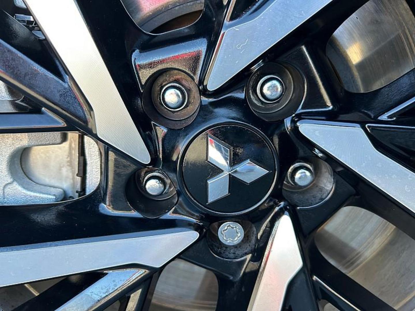 2023 WHITE Mitsubishi Outlander Plug-In Hybrid (JA4T5UA97PZ) with an 4-Cyl Hybrid 2.4 Liter engine, Automatic 1-Spd transmission, located at 412 Auto Vista Drive, Palmdale, 93551, (661) 945-0620, 34.592636, -118.136681 - Photo#15