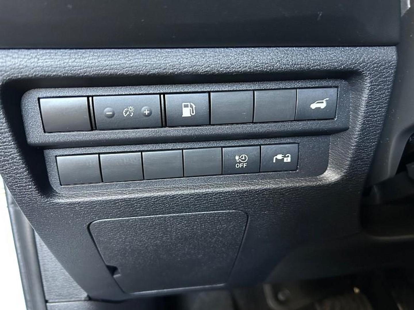 2023 WHITE Mitsubishi Outlander Plug-In Hybrid (JA4T5UA97PZ) with an 4-Cyl Hybrid 2.4 Liter engine, Automatic 1-Spd transmission, located at 412 Auto Vista Drive, Palmdale, 93551, (661) 945-0620, 34.592636, -118.136681 - Photo#30