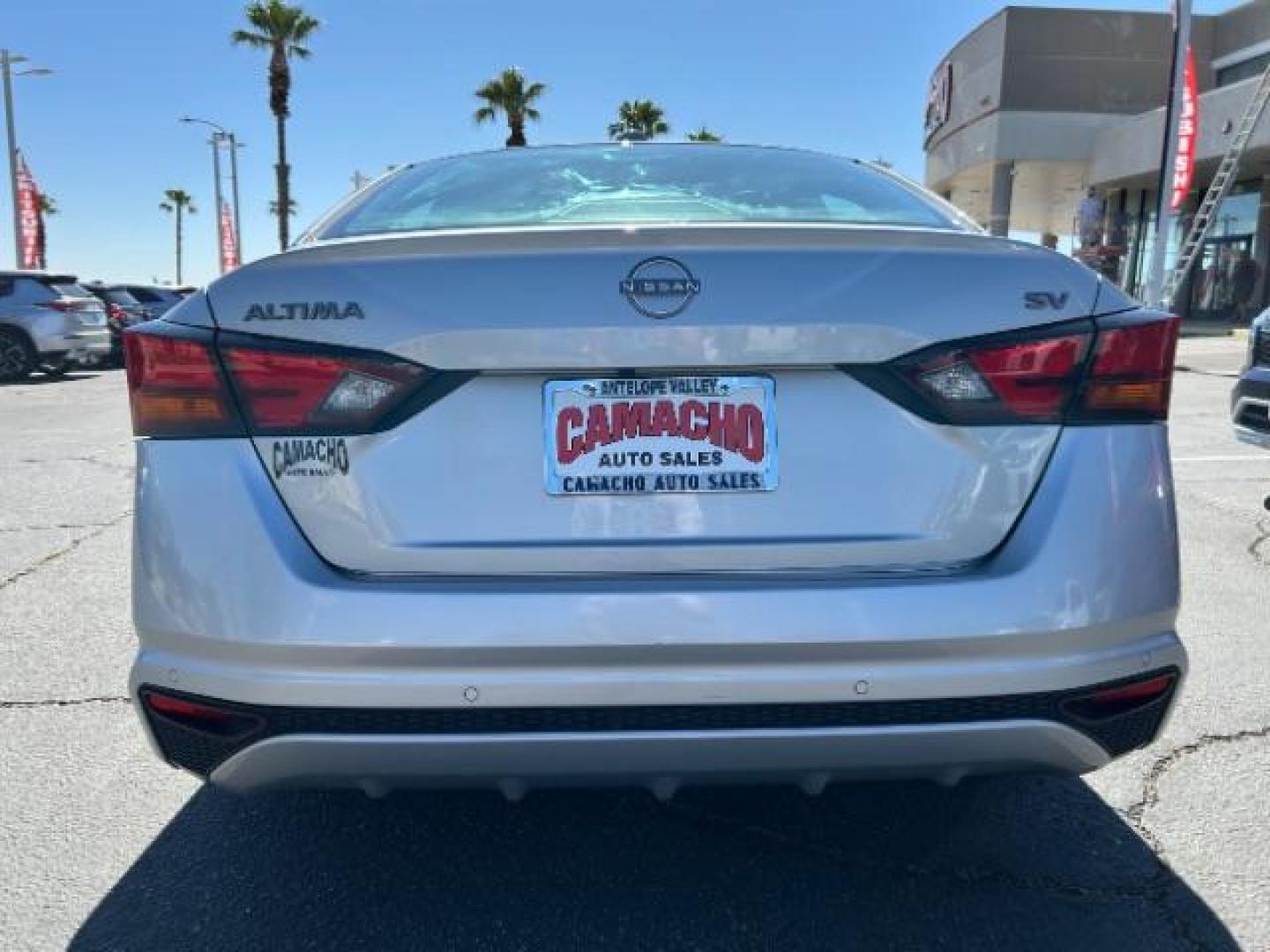 2023 SILVER Nissan Altima (1N4BL4DV3PN) with an 4-Cyl 2.5 Liter engine, Automatic Xtronic CVT transmission, located at 412 Auto Vista Drive, Palmdale, 93551, (661) 945-0620, 34.592636, -118.136681 - Photo#7
