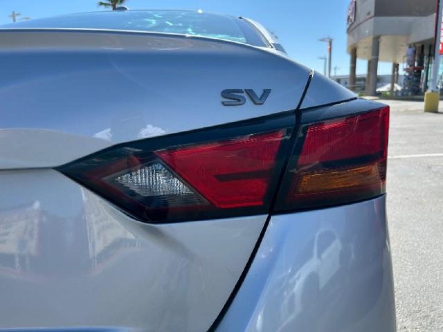 2023 SILVER Nissan Altima (1N4BL4DV3PN) with an 4-Cyl 2.5 Liter engine, Automatic Xtronic CVT transmission, located at 412 Auto Vista Drive, Palmdale, 93551, (661) 945-0620, 34.592636, -118.136681 - Photo#10