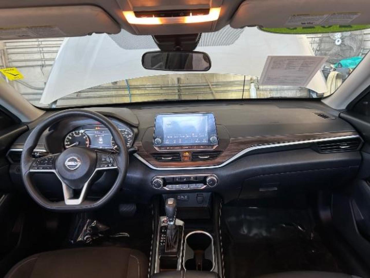 2023 SILVER Nissan Altima (1N4BL4DV3PN) with an 4-Cyl 2.5 Liter engine, Automatic Xtronic CVT transmission, located at 412 Auto Vista Drive, Palmdale, 93551, (661) 945-0620, 34.592636, -118.136681 - Photo#18