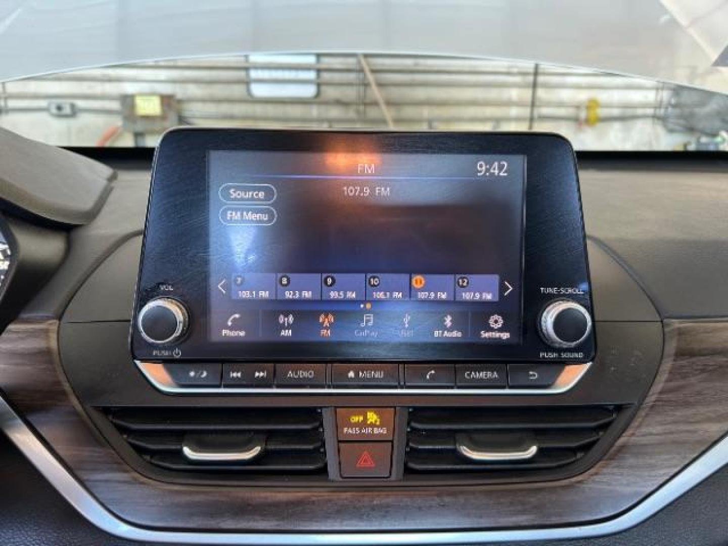 2023 SILVER Nissan Altima (1N4BL4DV3PN) with an 4-Cyl 2.5 Liter engine, Automatic Xtronic CVT transmission, located at 412 Auto Vista Drive, Palmdale, 93551, (661) 945-0620, 34.592636, -118.136681 - Photo#20