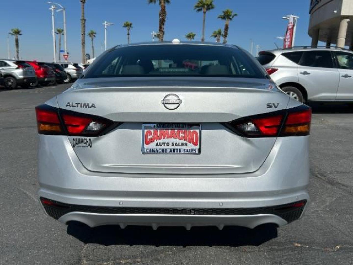 2023 SILVER Nissan Altima (1N4BL4DV1PN) with an 4-Cyl 2.5 Liter engine, Automatic Xtronic CVT transmission, located at 412 Auto Vista Drive, Palmdale, 93551, (661) 945-0620, 34.592636, -118.136681 - Photo#3