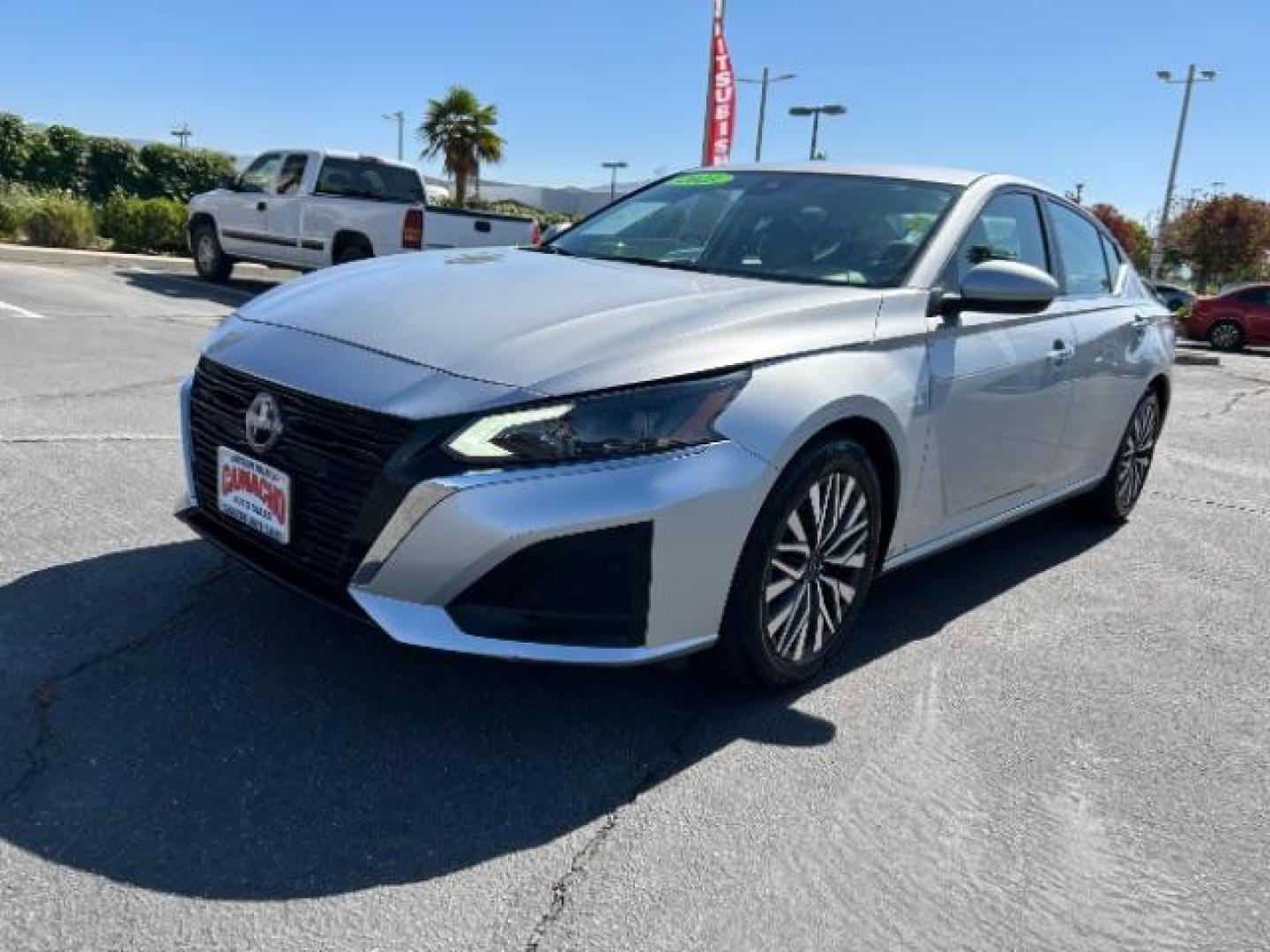 2023 SILVER Nissan Altima (1N4BL4DV1PN) with an 4-Cyl 2.5 Liter engine, Automatic Xtronic CVT transmission, located at 412 Auto Vista Drive, Palmdale, 93551, (661) 945-0620, 34.592636, -118.136681 - Photo#6