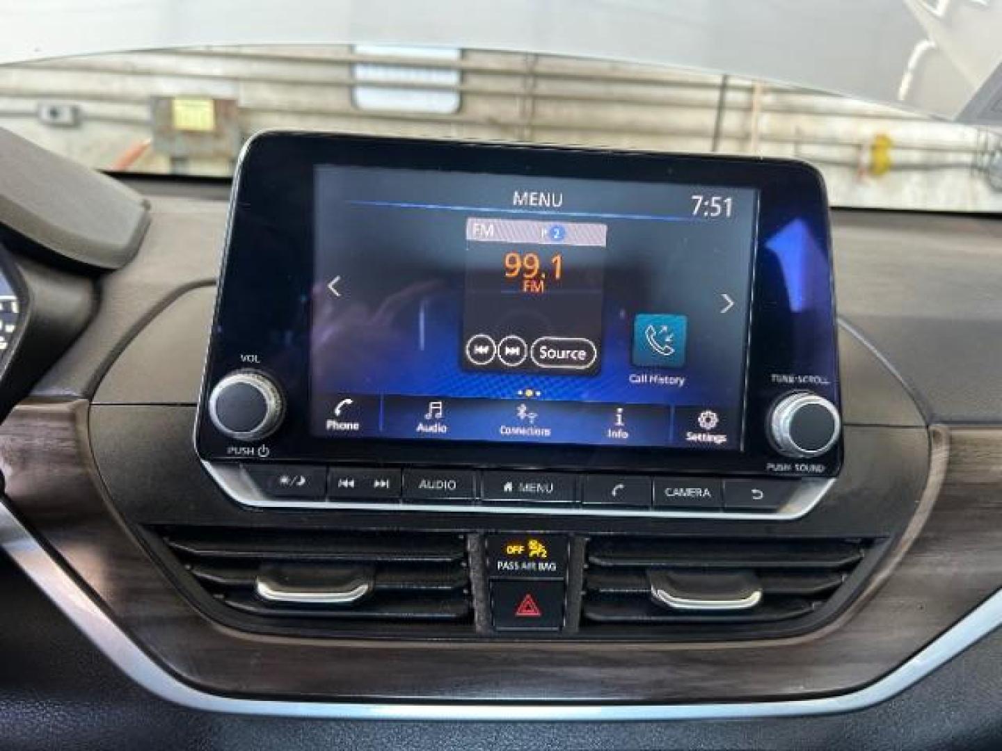 2023 SILVER Nissan Altima (1N4BL4DV1PN) with an 4-Cyl 2.5 Liter engine, Automatic Xtronic CVT transmission, located at 412 Auto Vista Drive, Palmdale, 93551, (661) 945-0620, 34.592636, -118.136681 - Photo#21