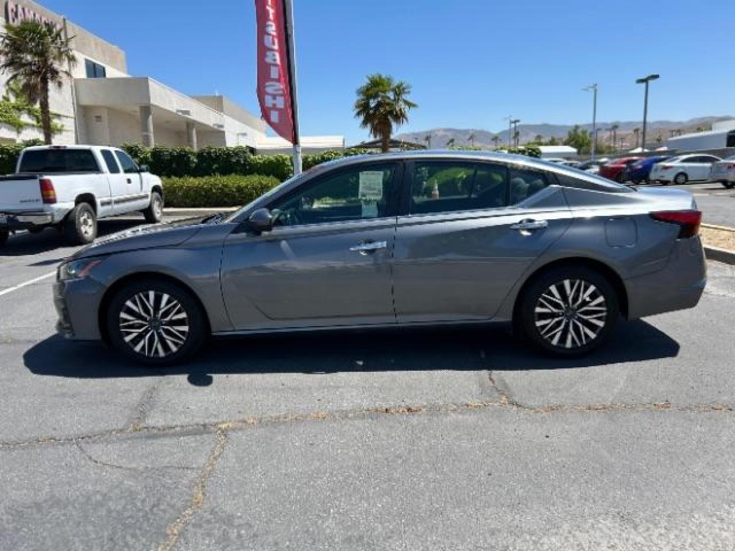 2023 SILVER Nissan Altima (1N4BL4DV1PN) with an 4-Cyl 2.5 Liter engine, Automatic Xtronic CVT transmission, located at 412 Auto Vista Drive, Palmdale, 93551, (661) 945-0620, 34.592636, -118.136681 - Photo#39