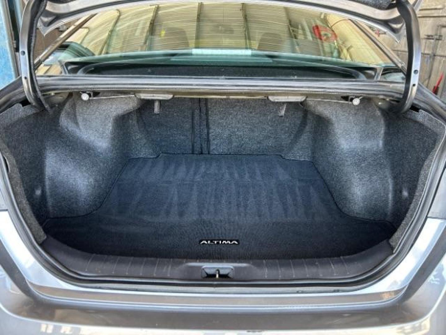 2023 SILVER Nissan Altima (1N4BL4DV1PN) with an 4-Cyl 2.5 Liter engine, Automatic Xtronic CVT transmission, located at 412 Auto Vista Drive, Palmdale, 93551, (661) 945-0620, 34.592636, -118.136681 - Photo#60