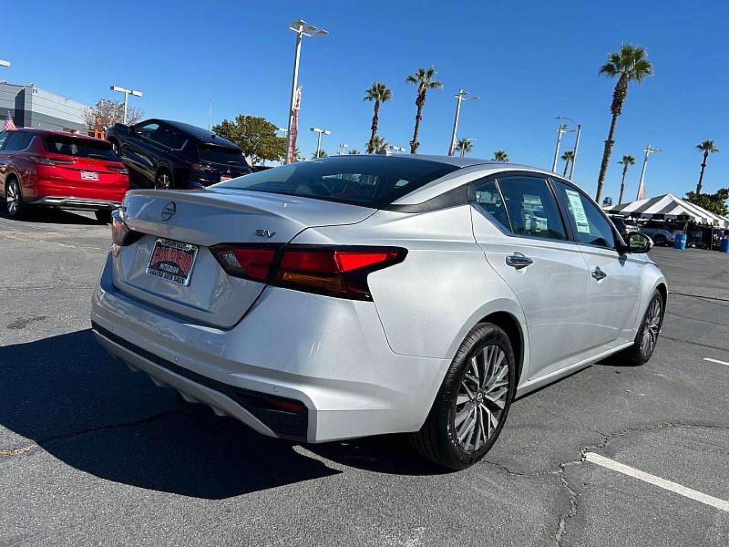 2023 SILVER Nissan Altima (1N4BL4DV8PN) with an 4-Cyl 2.5 Liter engine, Automatic Xtronic CVT transmission, located at 412 Auto Vista Drive, Palmdale, 93551, (661) 945-0620, 34.592636, -118.136681 - Photo#6