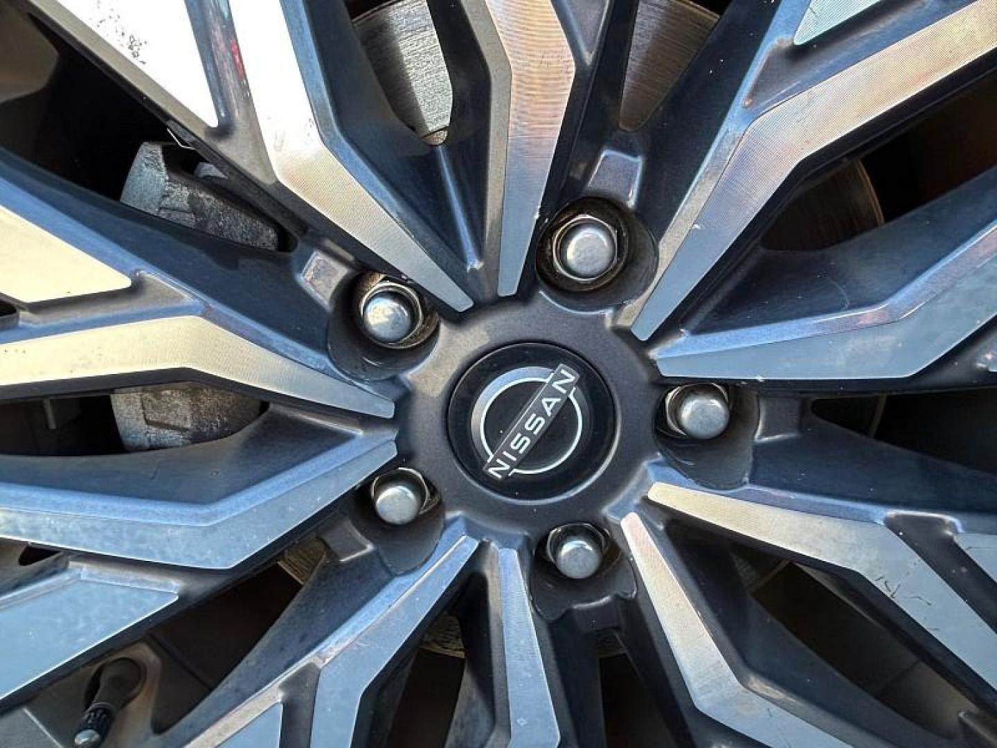 2023 SILVER Nissan Altima (1N4BL4DV8PN) with an 4-Cyl 2.5 Liter engine, Automatic Xtronic CVT transmission, located at 412 Auto Vista Drive, Palmdale, 93551, (661) 945-0620, 34.592636, -118.136681 - Photo#11