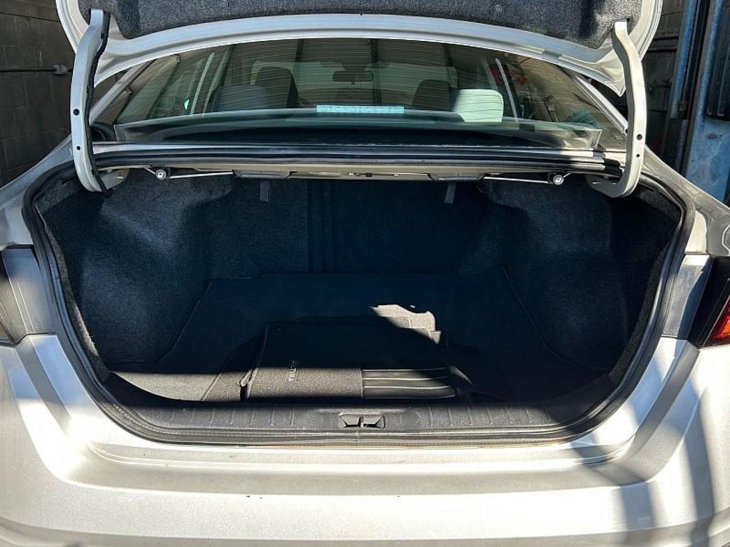 2023 SILVER Nissan Altima (1N4BL4DV8PN) with an 4-Cyl 2.5 Liter engine, Automatic Xtronic CVT transmission, located at 412 Auto Vista Drive, Palmdale, 93551, (661) 945-0620, 34.592636, -118.136681 - Photo#29