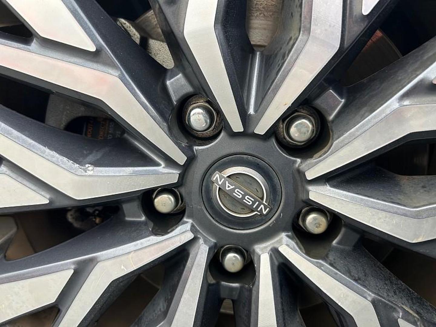 2023 SILVER Nissan Altima (1N4BL4DV3PN) with an 4-Cyl 2.5 Liter engine, Automatic Xtronic CVT transmission, located at 412 Auto Vista Drive, Palmdale, 93551, (661) 945-0620, 34.592636, -118.136681 - Photo#17