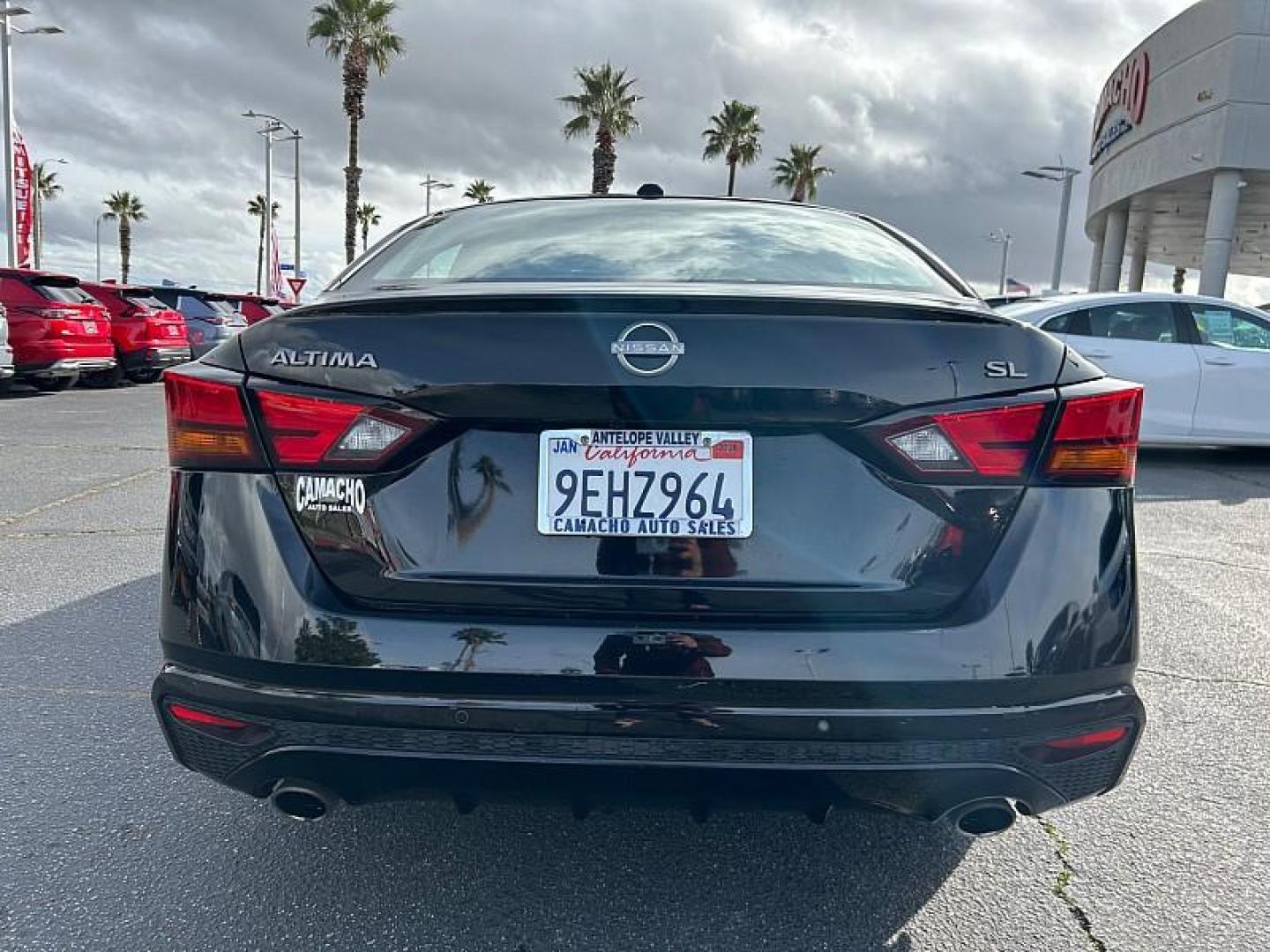 2023 BLACK Nissan Altima (1N4BL4EV1PN) with an 4-Cyl 2.5 Liter engine, Automatic Xtronic CVT transmission, located at 412 Auto Vista Drive, Palmdale, 93551, (661) 945-0620, 34.592636, -118.136681 - Photo#5