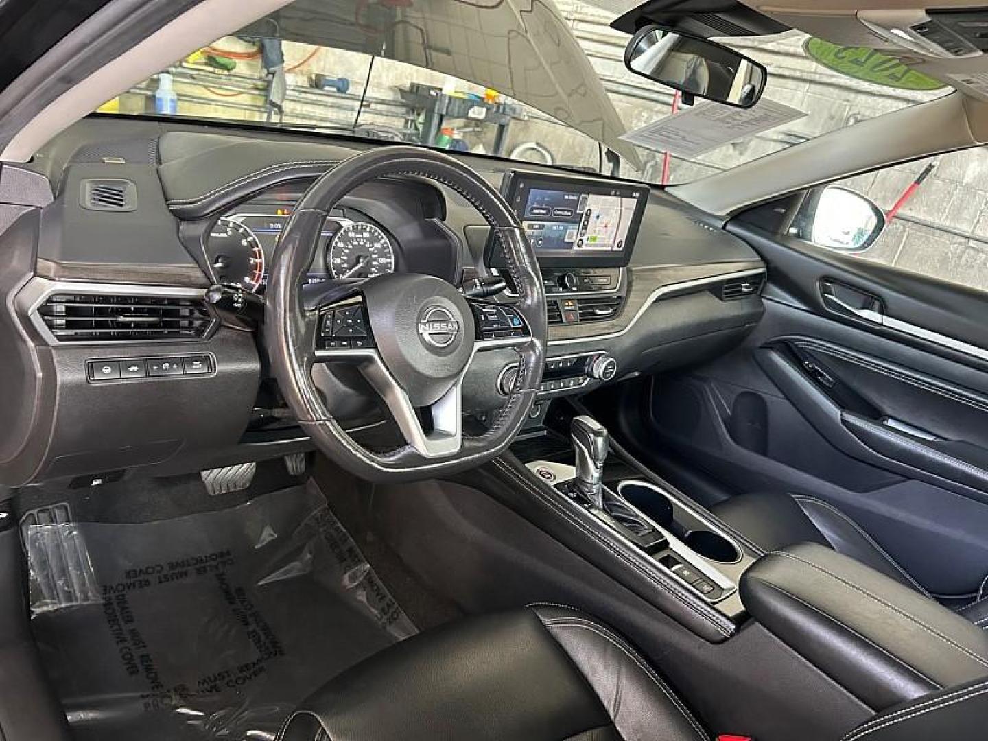 2023 BLACK Nissan Altima (1N4BL4EV1PN) with an 4-Cyl 2.5 Liter engine, Automatic Xtronic CVT transmission, located at 412 Auto Vista Drive, Palmdale, 93551, (661) 945-0620, 34.592636, -118.136681 - Photo#16