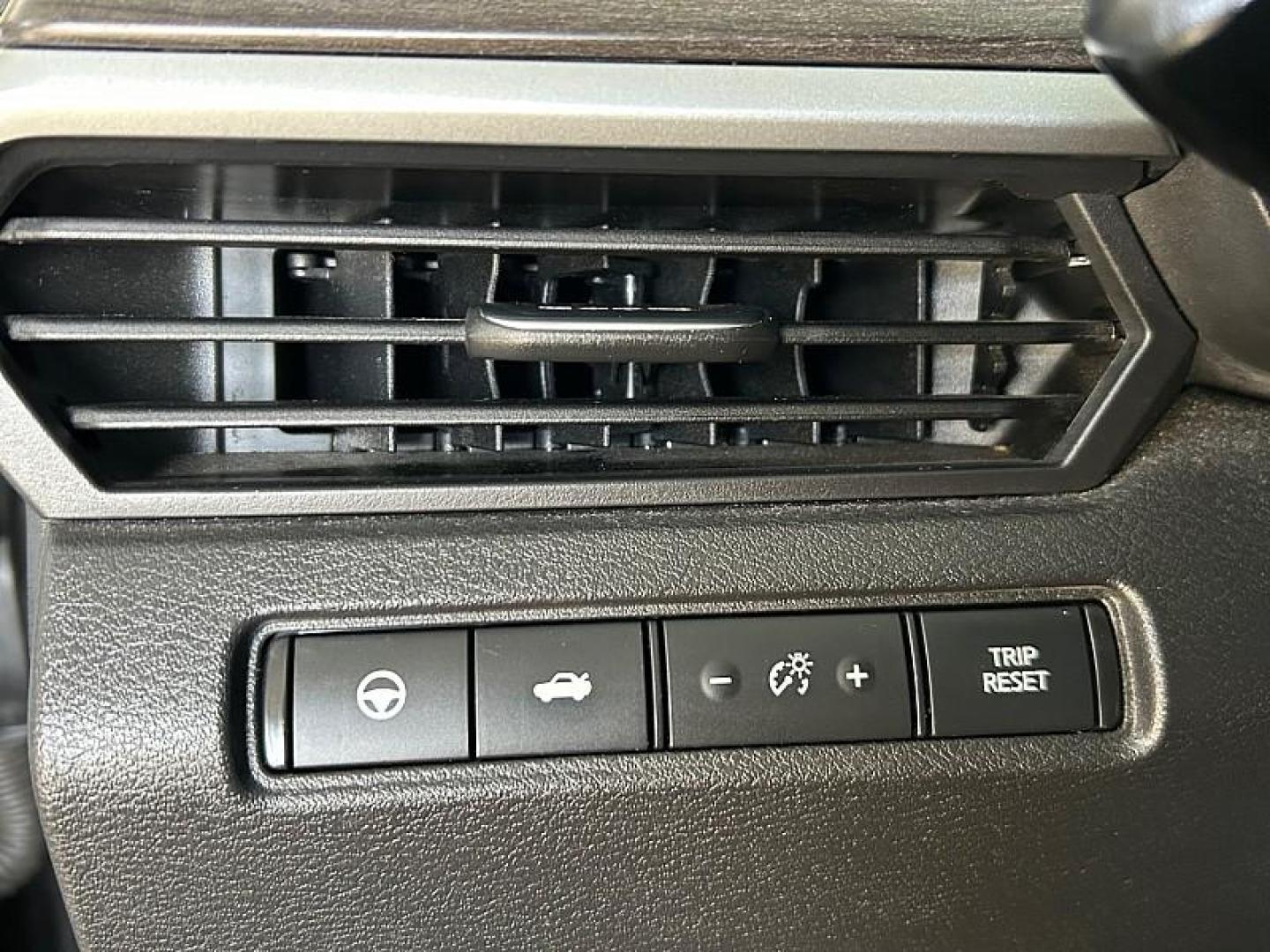 2023 BLACK Nissan Altima (1N4BL4EV1PN) with an 4-Cyl 2.5 Liter engine, Automatic Xtronic CVT transmission, located at 412 Auto Vista Drive, Palmdale, 93551, (661) 945-0620, 34.592636, -118.136681 - Photo#27