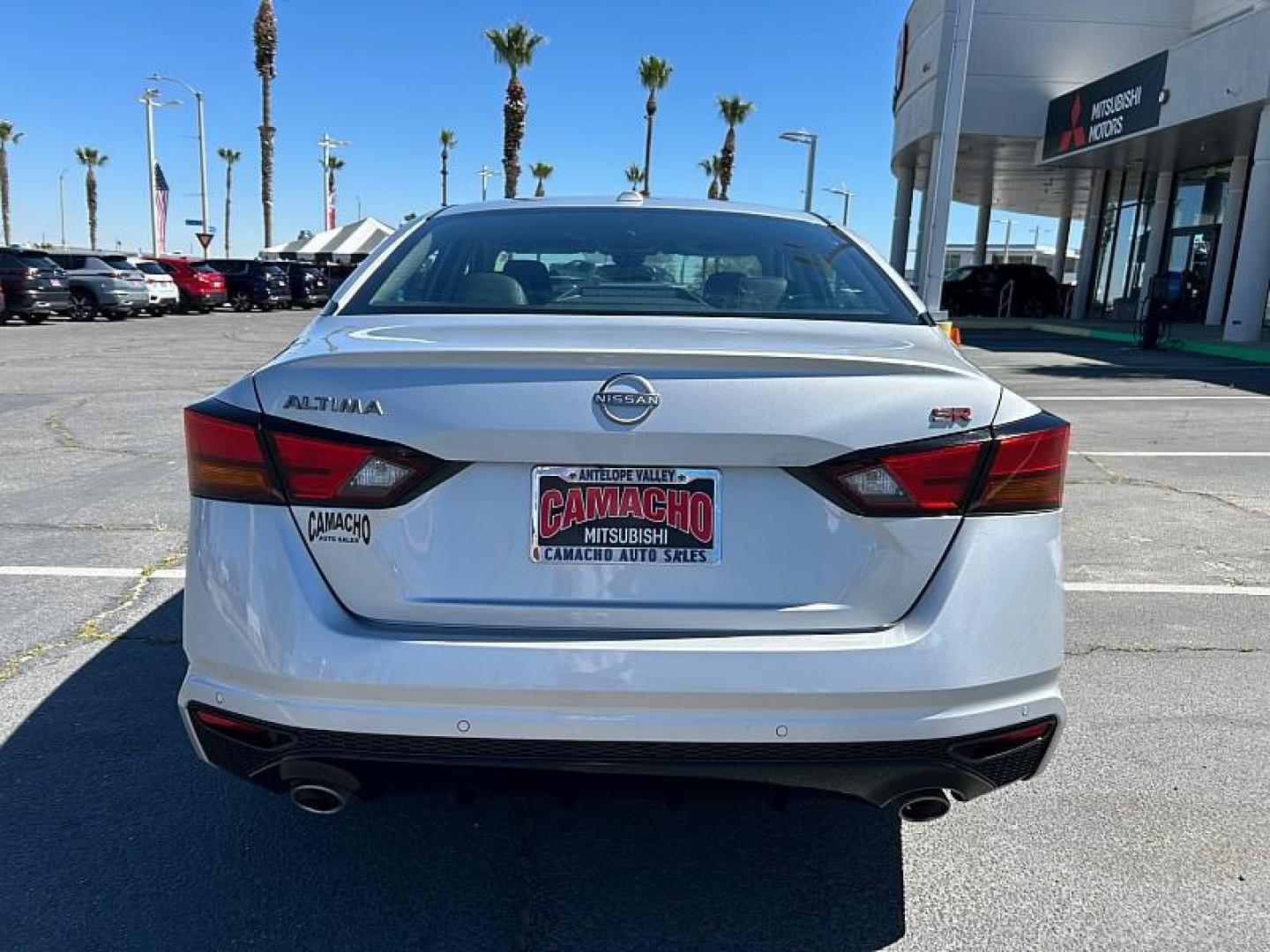 2023 SILVER Nissan Altima (1N4BL4CV1PN) with an 4-Cyl 2.5 Liter engine, Automatic Xtronic CVT transmission, located at 412 Auto Vista Drive, Palmdale, 93551, (661) 945-0620, 34.592636, -118.136681- Photo#7