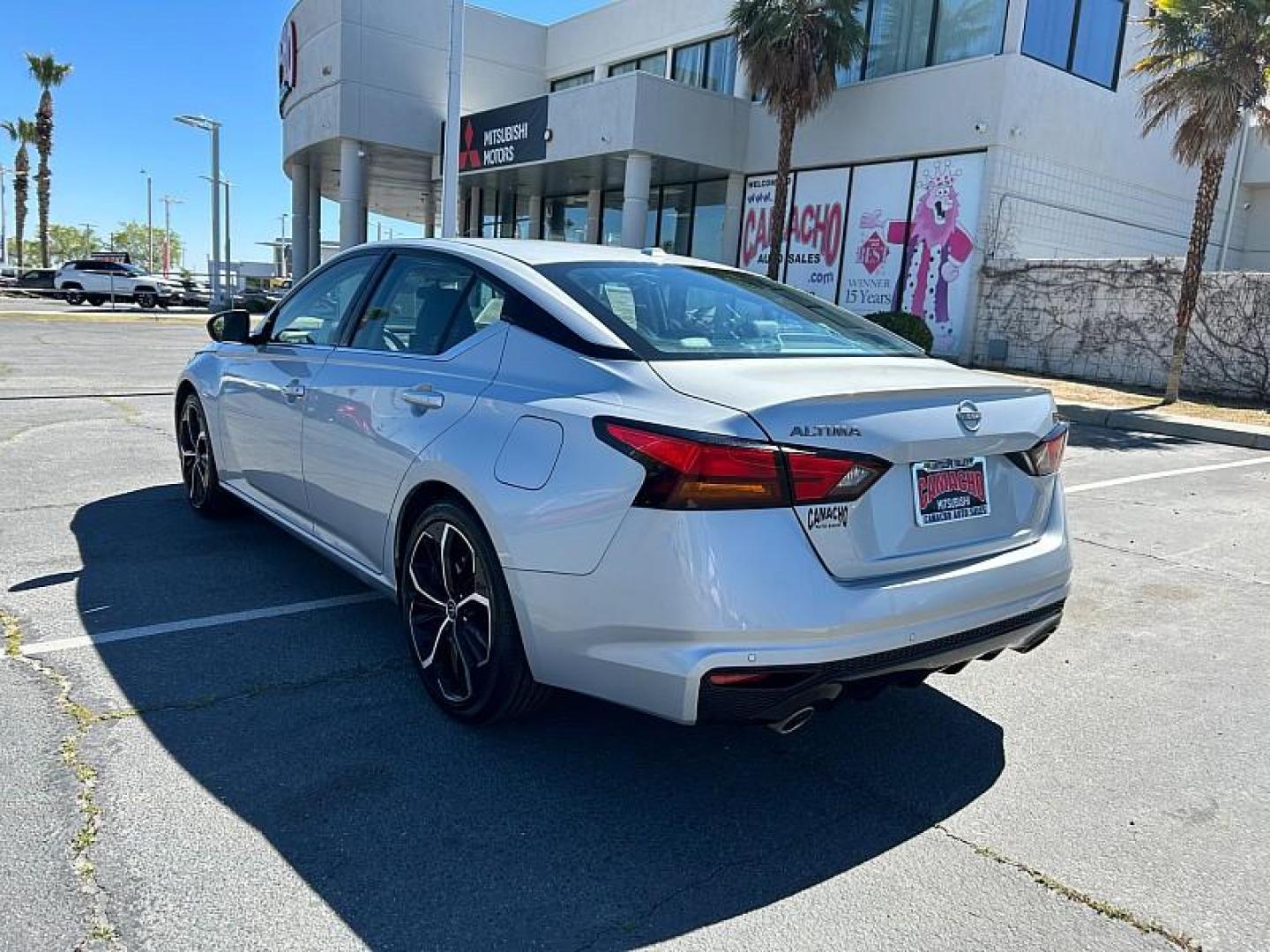 2023 SILVER Nissan Altima (1N4BL4CV1PN) with an 4-Cyl 2.5 Liter engine, Automatic Xtronic CVT transmission, located at 412 Auto Vista Drive, Palmdale, 93551, (661) 945-0620, 34.592636, -118.136681- Photo#8