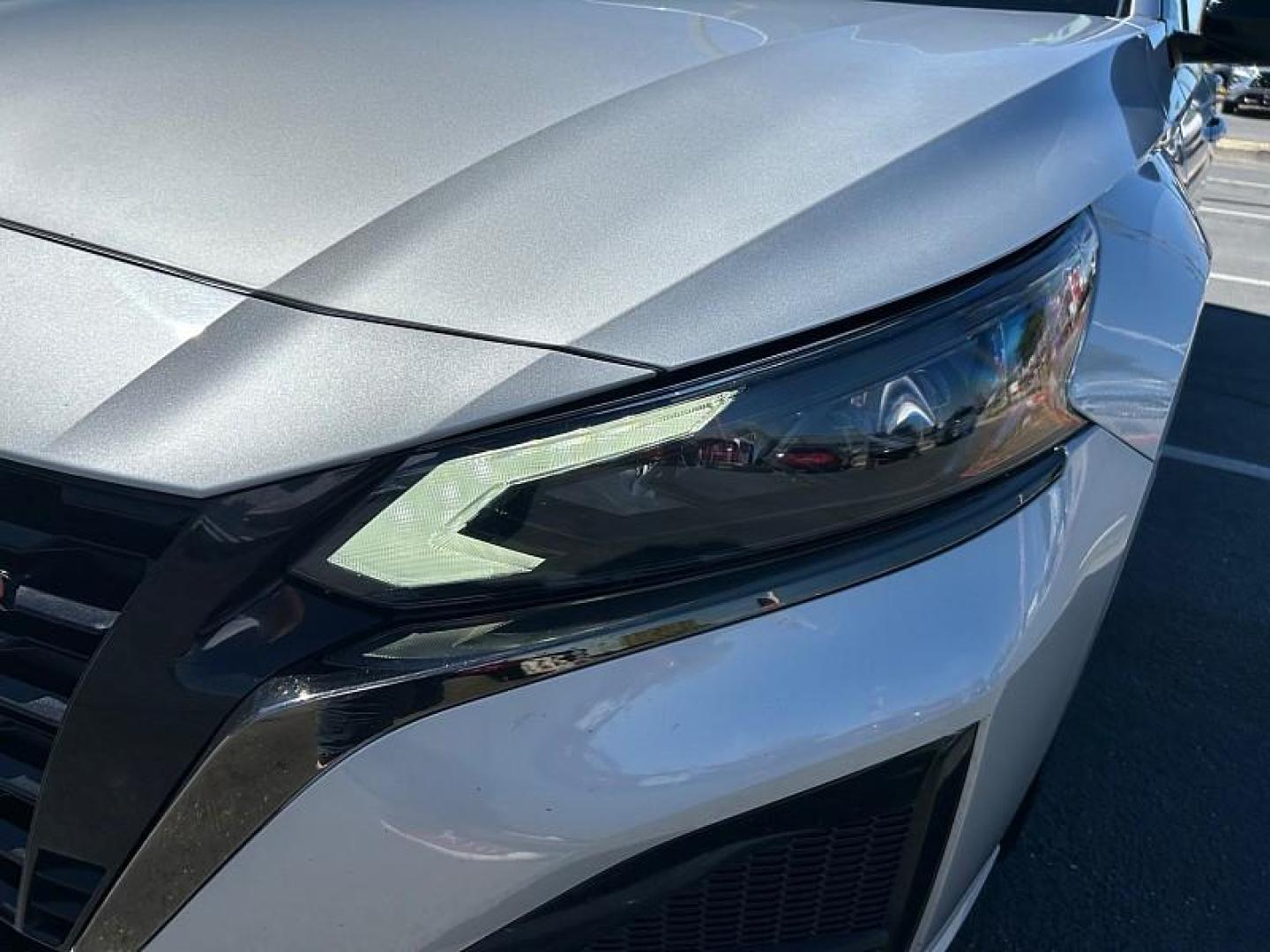 2023 SILVER Nissan Altima (1N4BL4CV1PN) with an 4-Cyl 2.5 Liter engine, Automatic Xtronic CVT transmission, located at 412 Auto Vista Drive, Palmdale, 93551, (661) 945-0620, 34.592636, -118.136681- Photo#9