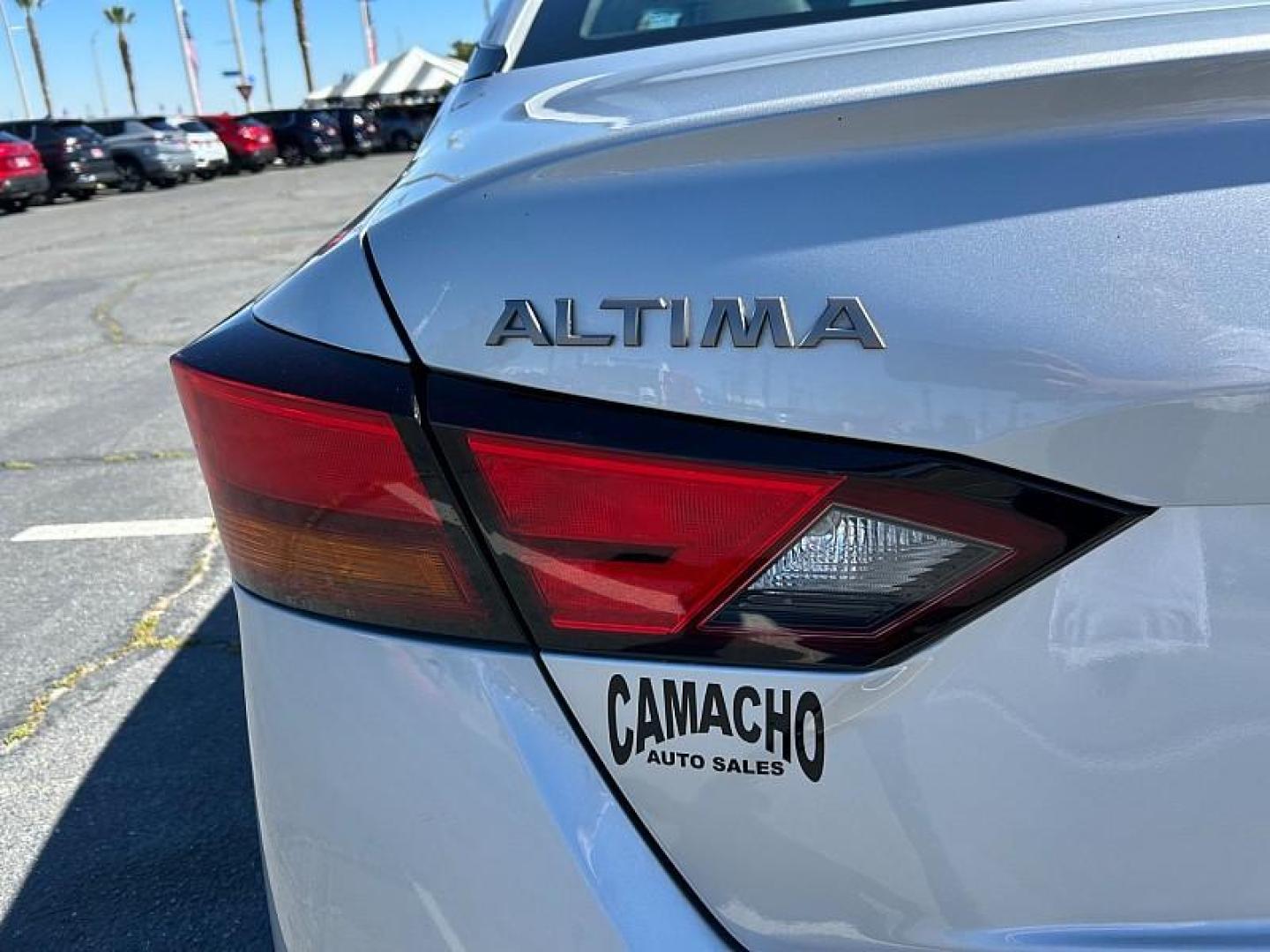 2023 SILVER Nissan Altima (1N4BL4CV1PN) with an 4-Cyl 2.5 Liter engine, Automatic Xtronic CVT transmission, located at 412 Auto Vista Drive, Palmdale, 93551, (661) 945-0620, 34.592636, -118.136681- Photo#11