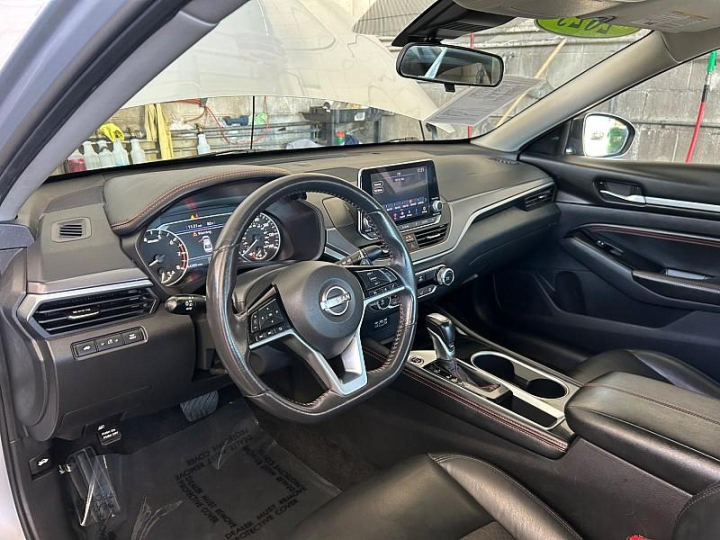 2023 SILVER Nissan Altima (1N4BL4CV1PN) with an 4-Cyl 2.5 Liter engine, Automatic Xtronic CVT transmission, located at 412 Auto Vista Drive, Palmdale, 93551, (661) 945-0620, 34.592636, -118.136681- Photo#17