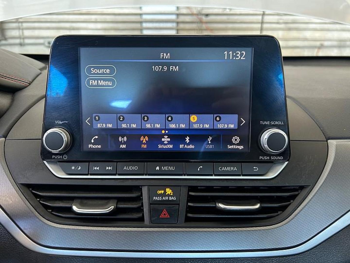 2023 SILVER Nissan Altima (1N4BL4CV1PN) with an 4-Cyl 2.5 Liter engine, Automatic Xtronic CVT transmission, located at 412 Auto Vista Drive, Palmdale, 93551, (661) 945-0620, 34.592636, -118.136681- Photo#23