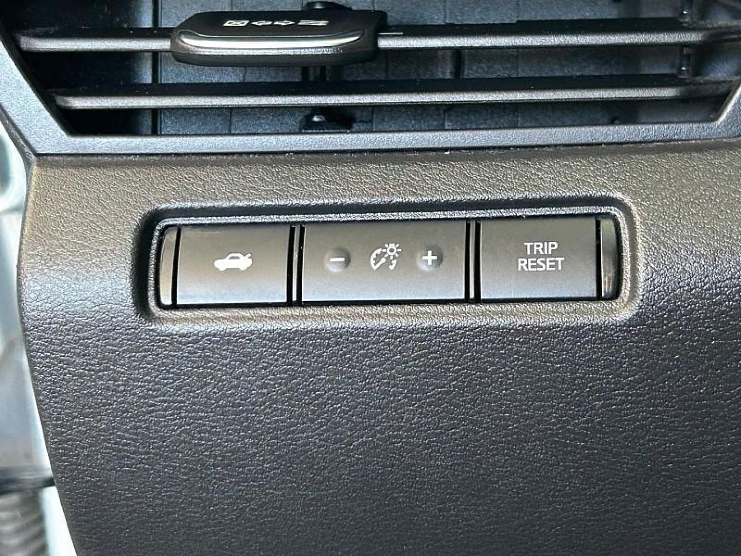 2023 SILVER Nissan Altima (1N4BL4CV1PN) with an 4-Cyl 2.5 Liter engine, Automatic Xtronic CVT transmission, located at 412 Auto Vista Drive, Palmdale, 93551, (661) 945-0620, 34.592636, -118.136681- Photo#25