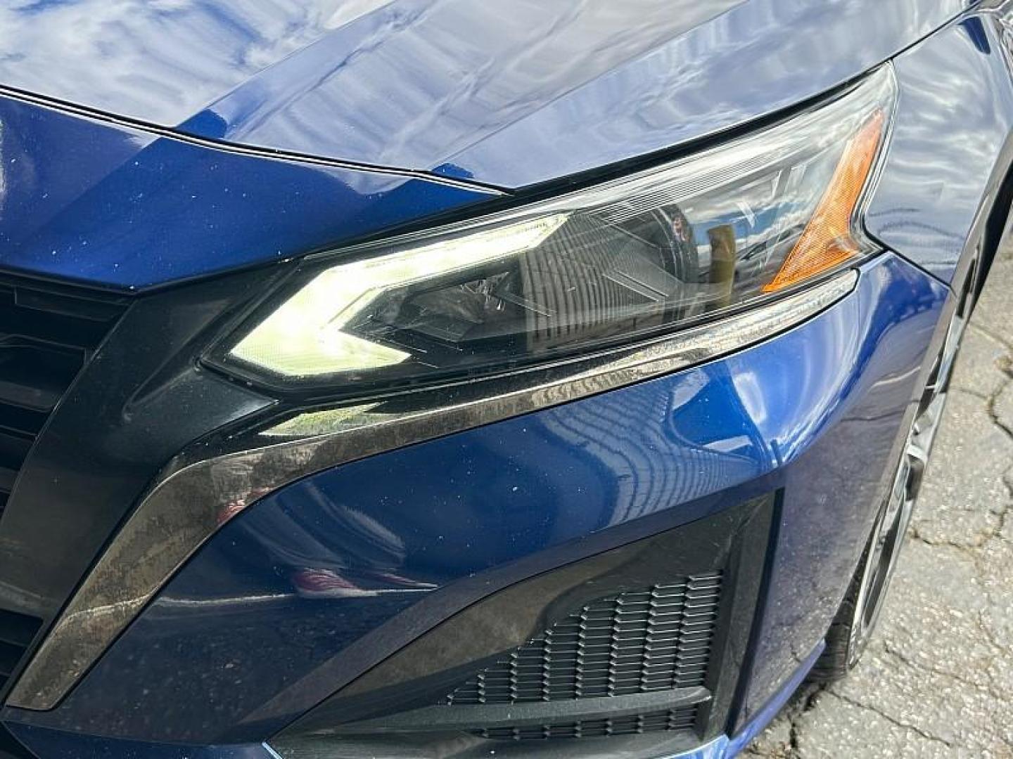 2023 BLUE Nissan Altima (1N4BL4CV6PN) with an 4-Cyl 2.5 Liter engine, Automatic Xtronic CVT transmission, located at 412 Auto Vista Drive, Palmdale, 93551, (661) 945-0620, 34.592636, -118.136681 - Photo#23