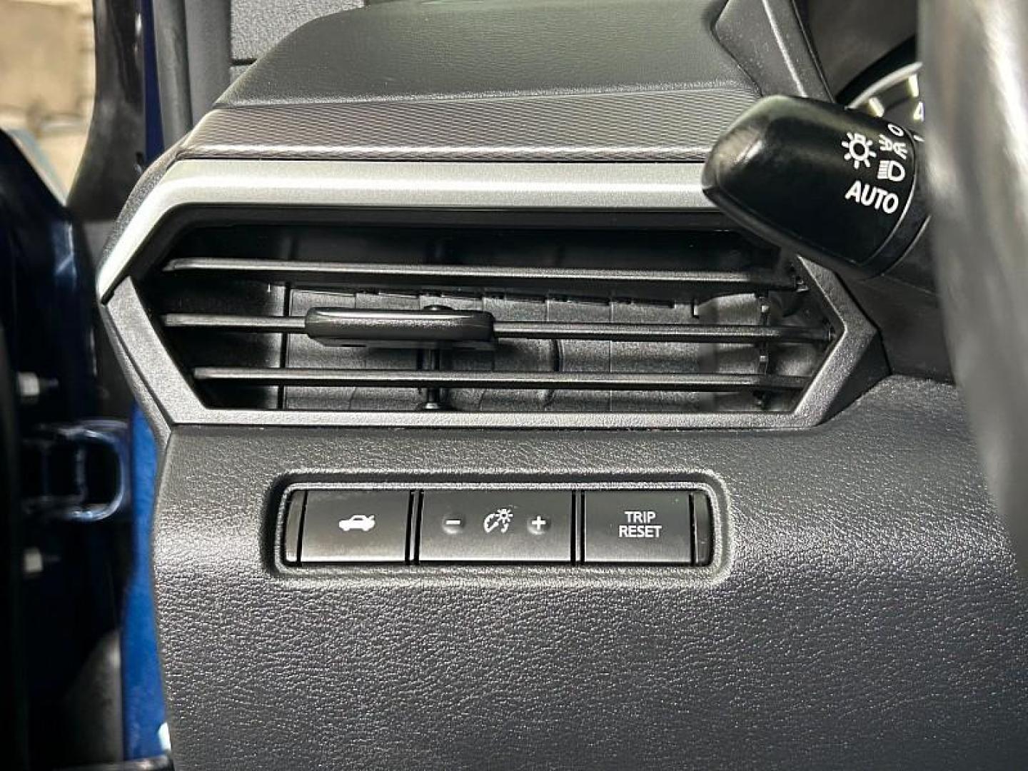 2023 BLUE Nissan Altima (1N4BL4CV6PN) with an 4-Cyl 2.5 Liter engine, Automatic Xtronic CVT transmission, located at 412 Auto Vista Drive, Palmdale, 93551, (661) 945-0620, 34.592636, -118.136681 - Photo#17