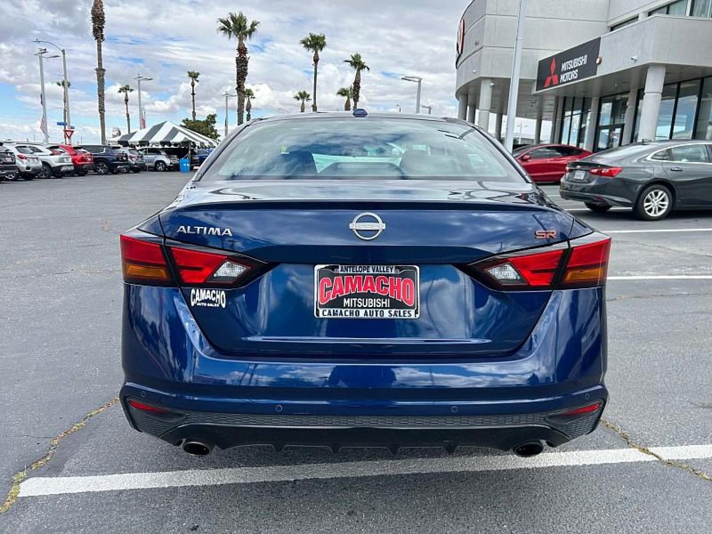 2023 BLUE Nissan Altima (1N4BL4CV6PN) with an 4-Cyl 2.5 Liter engine, Automatic Xtronic CVT transmission, located at 412 Auto Vista Drive, Palmdale, 93551, (661) 945-0620, 34.592636, -118.136681 - Photo#5