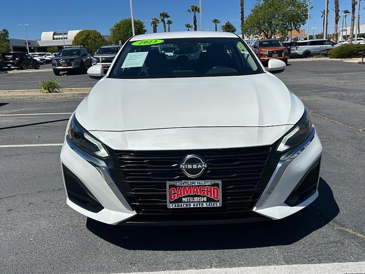2023 WHITE Nissan Altima (1N4BL4DV1PN) with an 4-Cyl 2.5 Liter engine, Automatic Xtronic CVT transmission, located at 412 Auto Vista Drive, Palmdale, 93551, (661) 945-0620, 34.592636, -118.136681- Photo#2