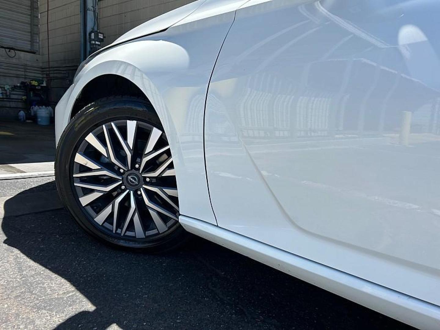 2023 WHITE Nissan Altima (1N4BL4DV1PN) with an 4-Cyl 2.5 Liter engine, Automatic Xtronic CVT transmission, located at 412 Auto Vista Drive, Palmdale, 93551, (661) 945-0620, 34.592636, -118.136681- Photo#11