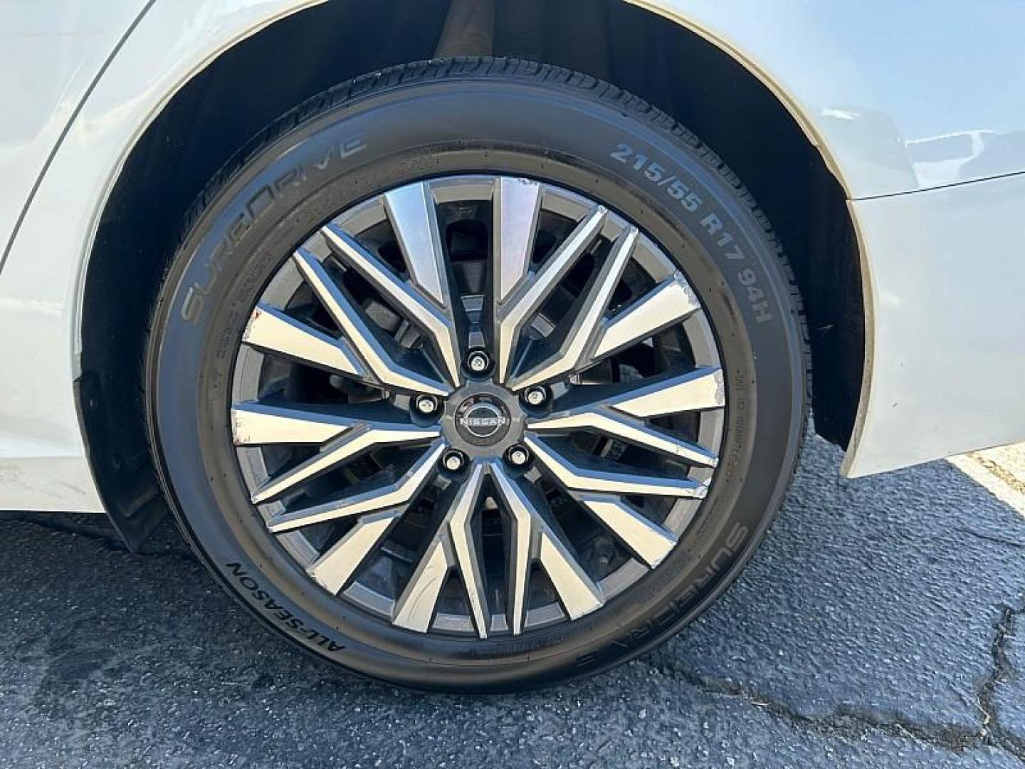 2023 WHITE Nissan Altima (1N4BL4DV1PN) with an 4-Cyl 2.5 Liter engine, Automatic Xtronic CVT transmission, located at 412 Auto Vista Drive, Palmdale, 93551, (661) 945-0620, 34.592636, -118.136681- Photo#14