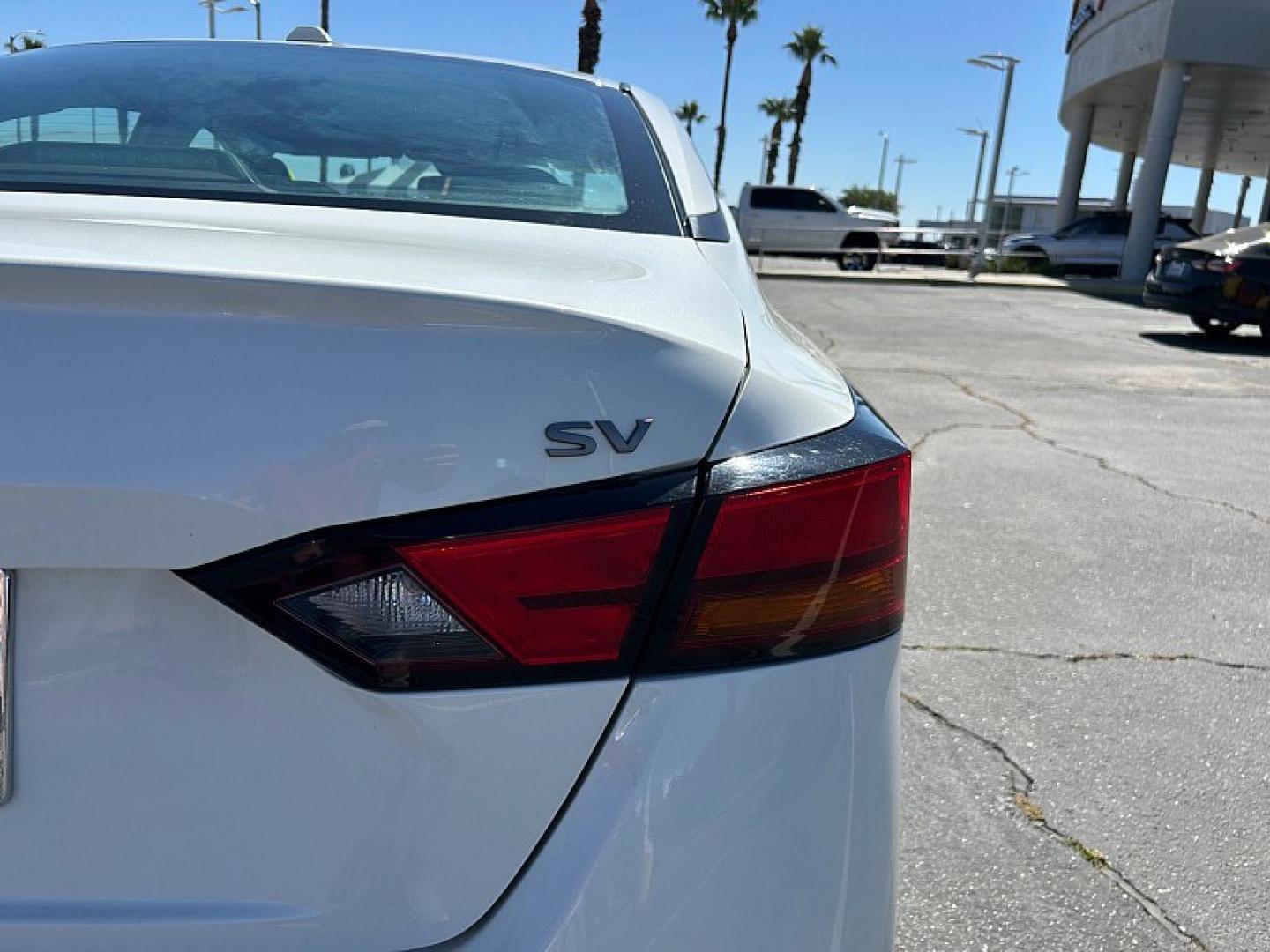 2023 WHITE Nissan Altima (1N4BL4DV7PN) with an 4-Cyl 2.5 Liter engine, Automatic Xtronic CVT transmission, located at 412 Auto Vista Drive, Palmdale, 93551, (661) 945-0620, 34.592636, -118.136681 - Photo#9