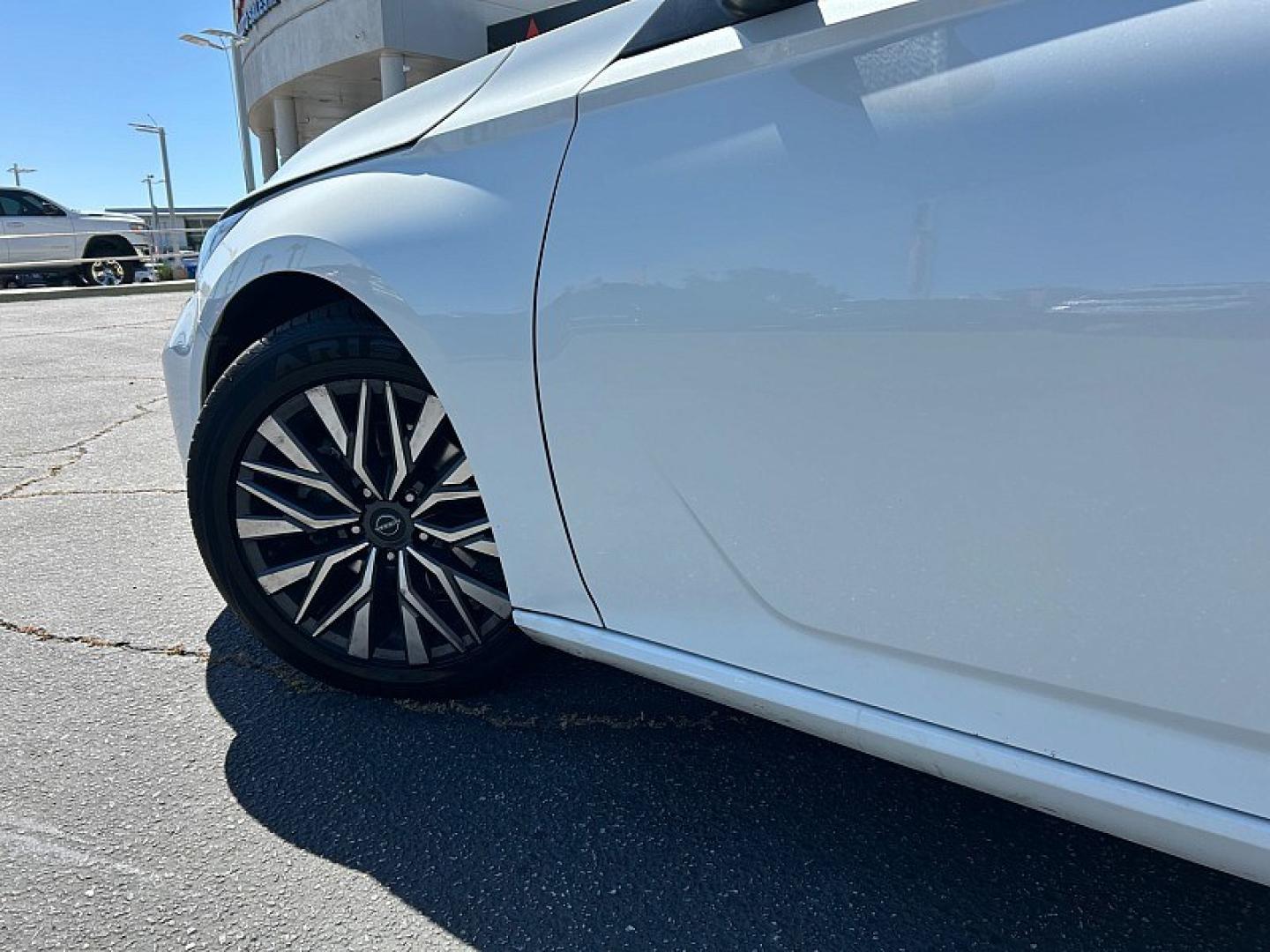 2023 WHITE Nissan Altima (1N4BL4DV7PN) with an 4-Cyl 2.5 Liter engine, Automatic Xtronic CVT transmission, located at 412 Auto Vista Drive, Palmdale, 93551, (661) 945-0620, 34.592636, -118.136681 - Photo#13