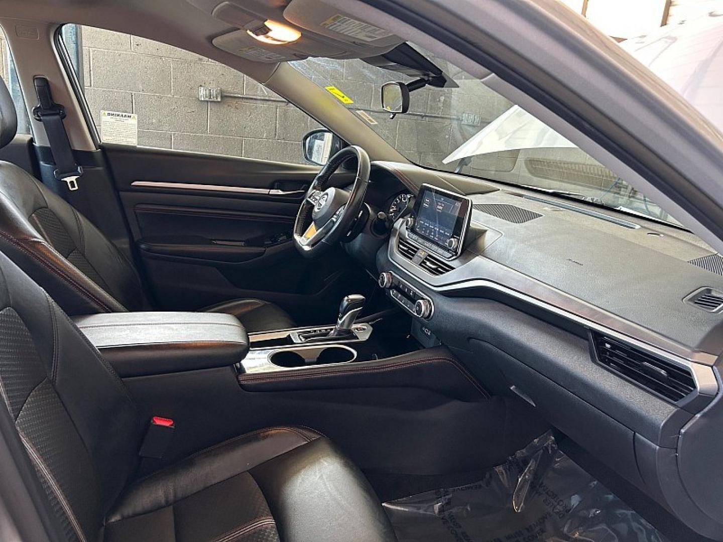 2023 SILVER Nissan Altima (1N4BL4CV6PN) with an 4-Cyl 2.5 Liter engine, Automatic Xtronic CVT transmission, located at 412 Auto Vista Drive, Palmdale, 93551, (661) 945-0620, 34.592636, -118.136681 - Photo#10