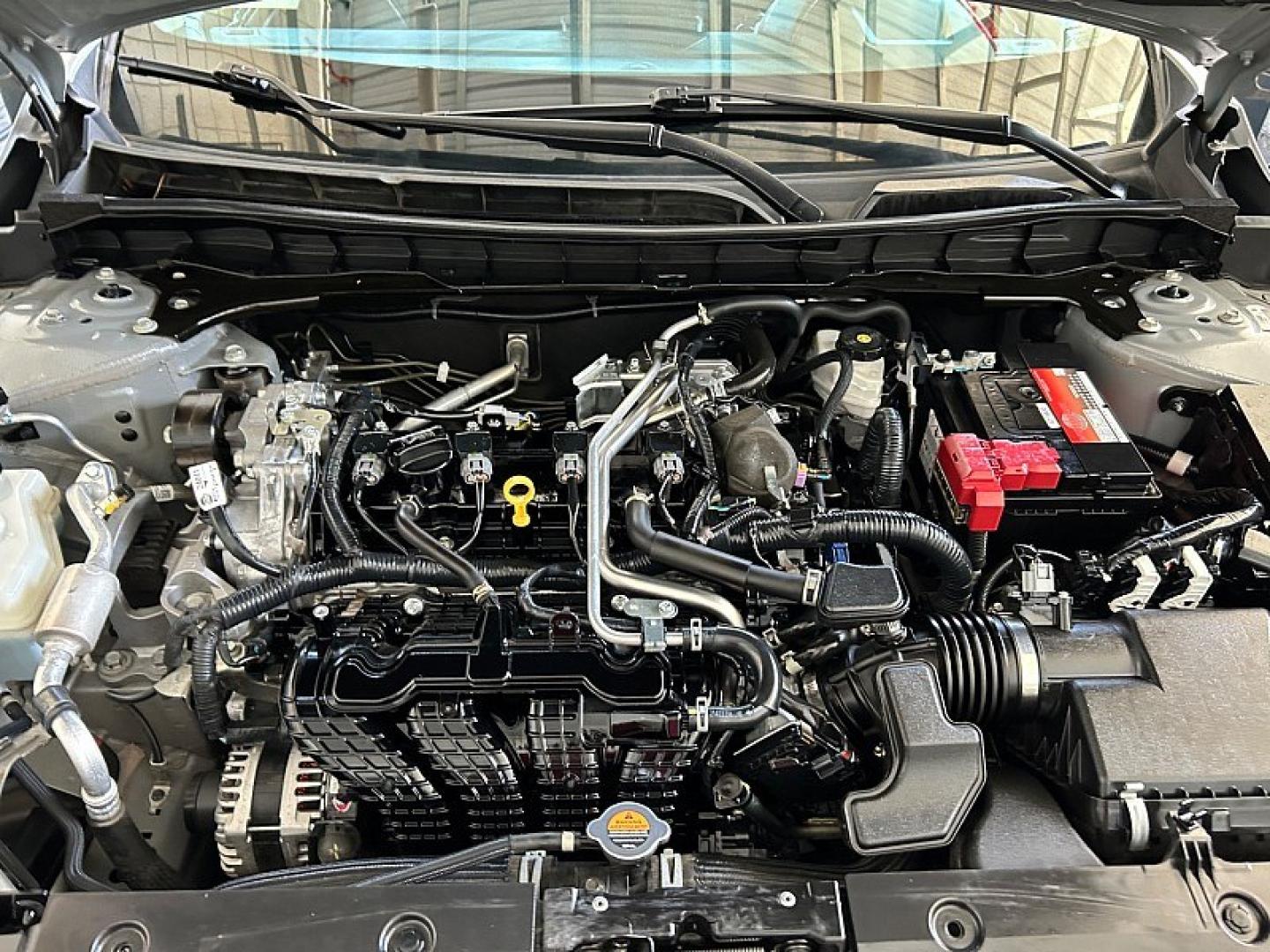 2023 SILVER Nissan Altima (1N4BL4CV6PN) with an 4-Cyl 2.5 Liter engine, Automatic Xtronic CVT transmission, located at 412 Auto Vista Drive, Palmdale, 93551, (661) 945-0620, 34.592636, -118.136681 - Photo#13