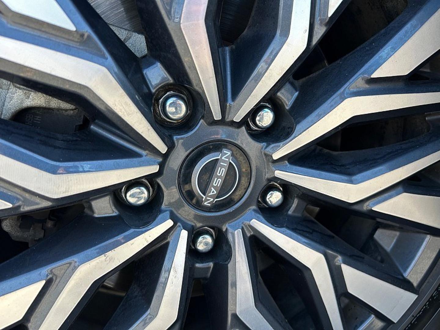 2023 Silver Nissan Altima (1N4BL4DV5PN) with an 4-Cyl 2.5 Liter engine, Automatic Xtronic CVT transmission, located at 412 Auto Vista Drive, Palmdale, 93551, (661) 945-0620, 34.592636, -118.136681 - Photo#15