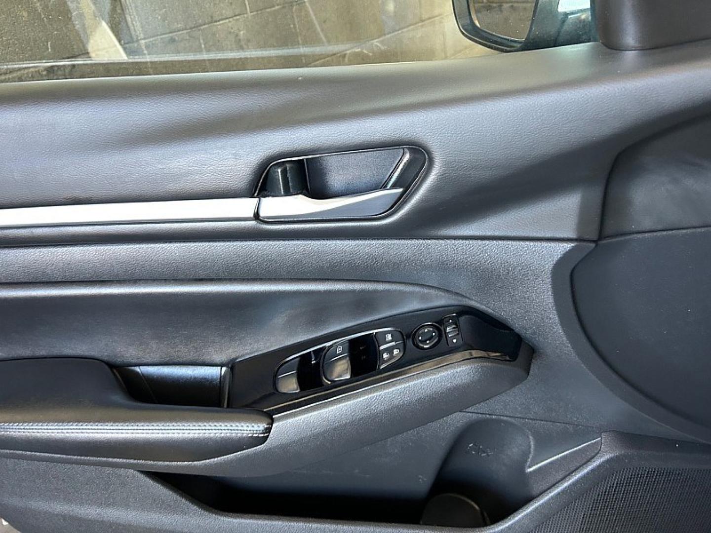 2023 Silver Nissan Altima (1N4BL4DV5PN) with an 4-Cyl 2.5 Liter engine, Automatic Xtronic CVT transmission, located at 412 Auto Vista Drive, Palmdale, 93551, (661) 945-0620, 34.592636, -118.136681 - Photo#26