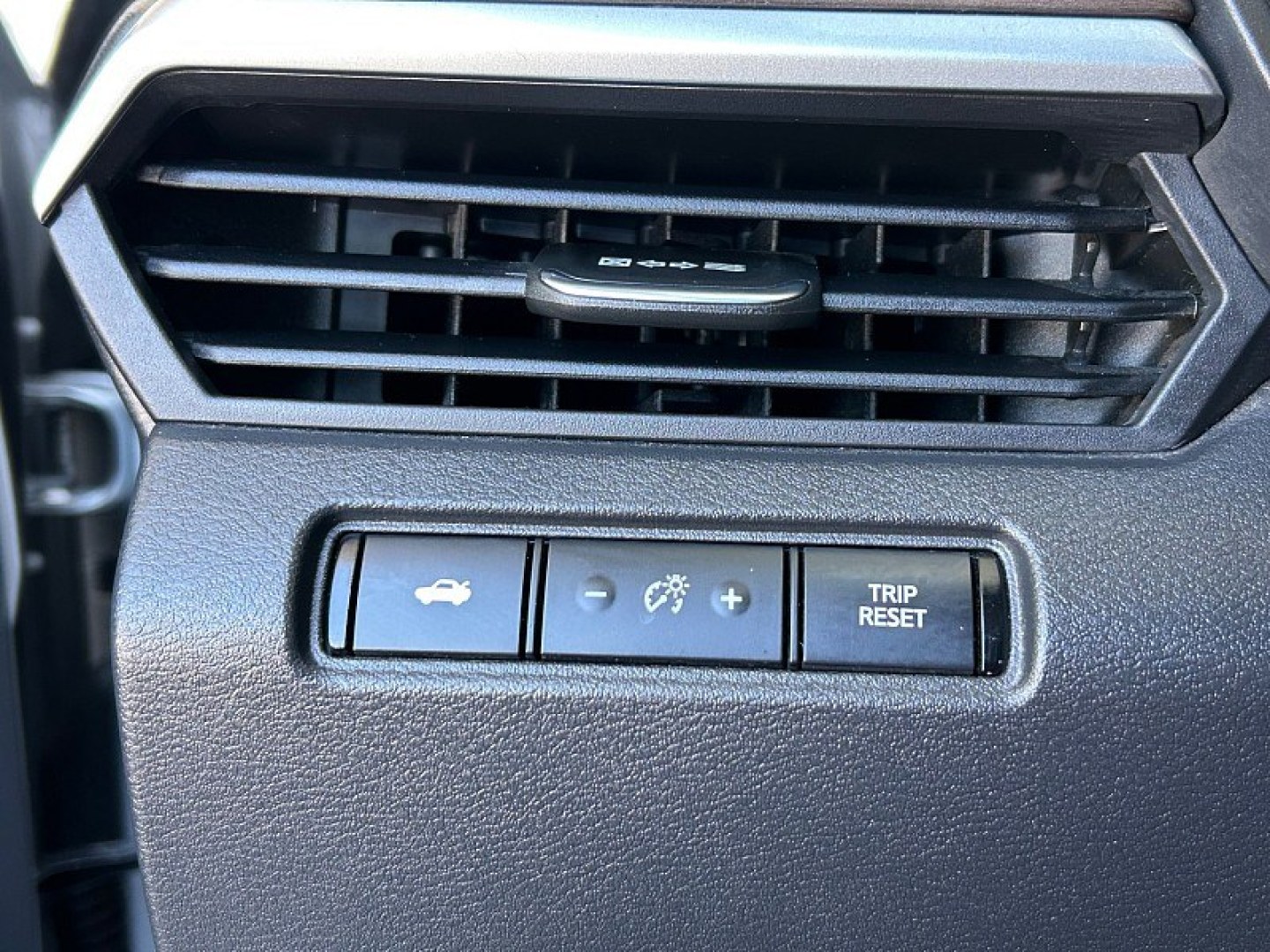 2023 Silver Nissan Altima (1N4BL4DV7PN) with an 4-Cyl 2.5 Liter engine, Automatic Xtronic CVT transmission, located at 412 Auto Vista Drive, Palmdale, 93551, (661) 945-0620, 34.592636, -118.136681- Photo#30