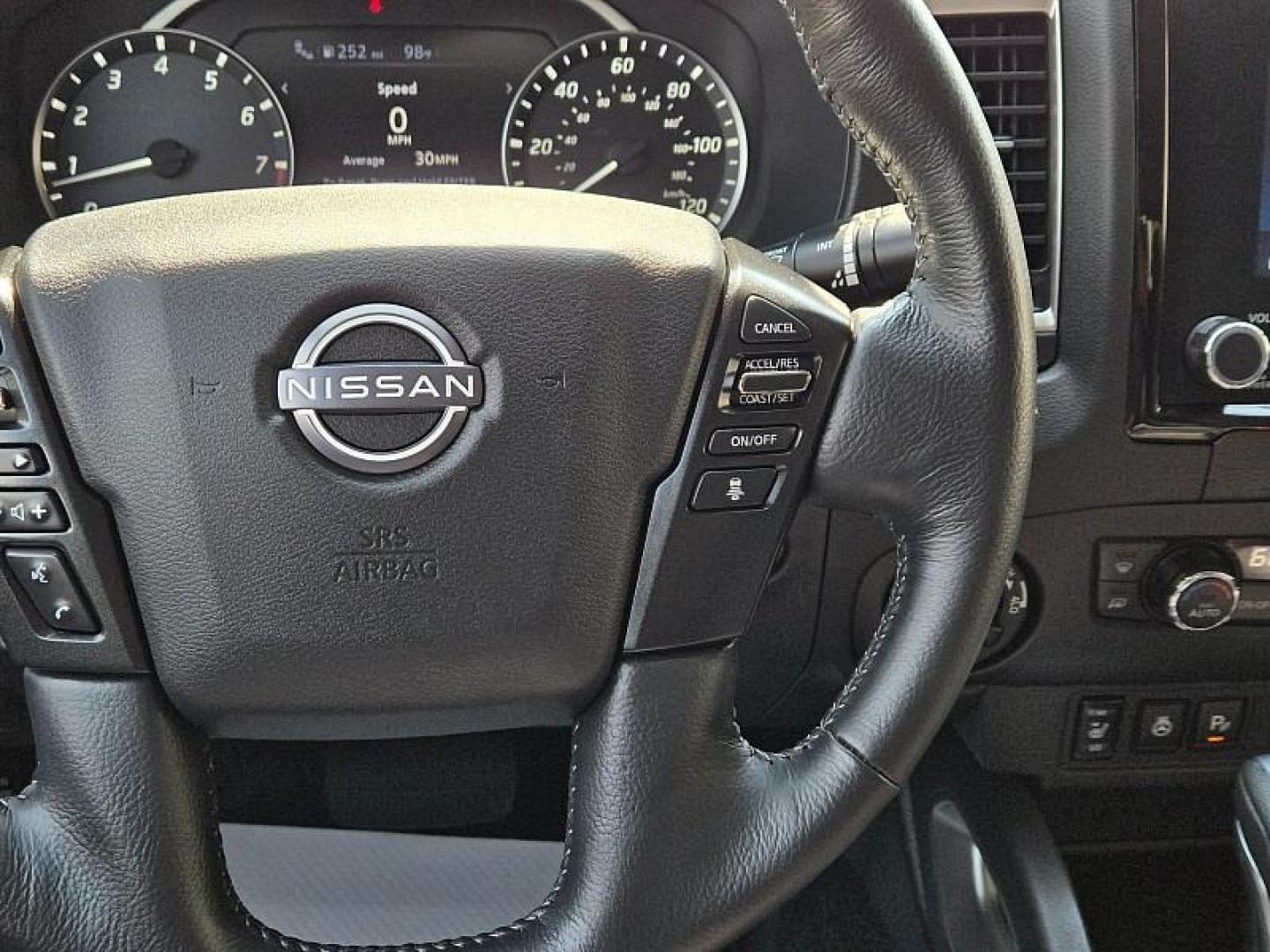 2023 WHITE Nissan Frontier (1N6ED1EKXPN) with an V6 3.8 Liter engine, Automatic 9-Spd transmission, located at 246 E Walker St., Orland, 95963, (530) 865-5800, 39.747589, -122.178398 - Photo#23