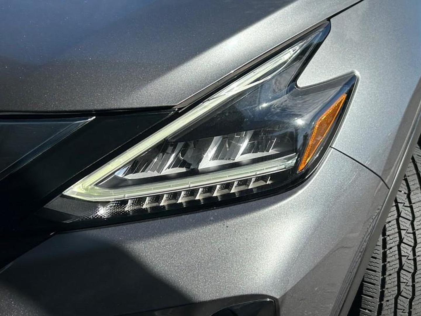 2023 GRAY Nissan Murano (5N1AZ2BJ5PC) with an V6 3.5 Liter engine, Automatic Xtronic CVT transmission, located at 412 Auto Vista Drive, Palmdale, 93551, (661) 945-0620, 34.592636, -118.136681 - Photo#8