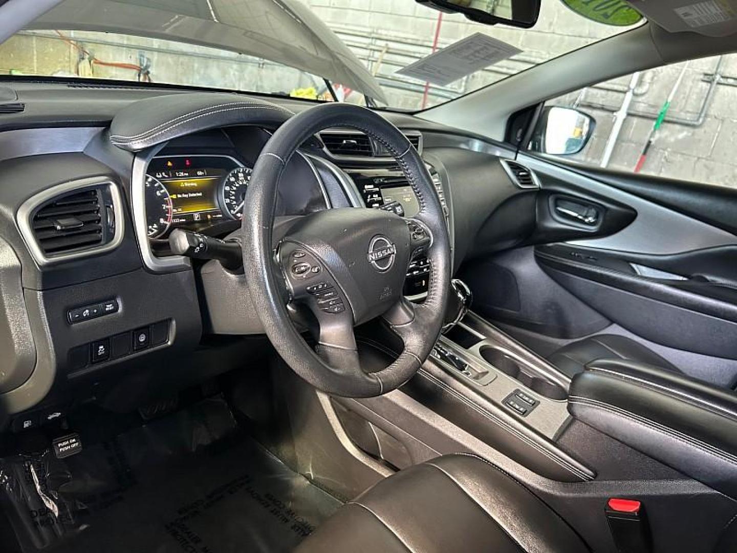 2023 GRAY Nissan Murano (5N1AZ2BJ5PC) with an V6 3.5 Liter engine, Automatic Xtronic CVT transmission, located at 412 Auto Vista Drive, Palmdale, 93551, (661) 945-0620, 34.592636, -118.136681 - Photo#16